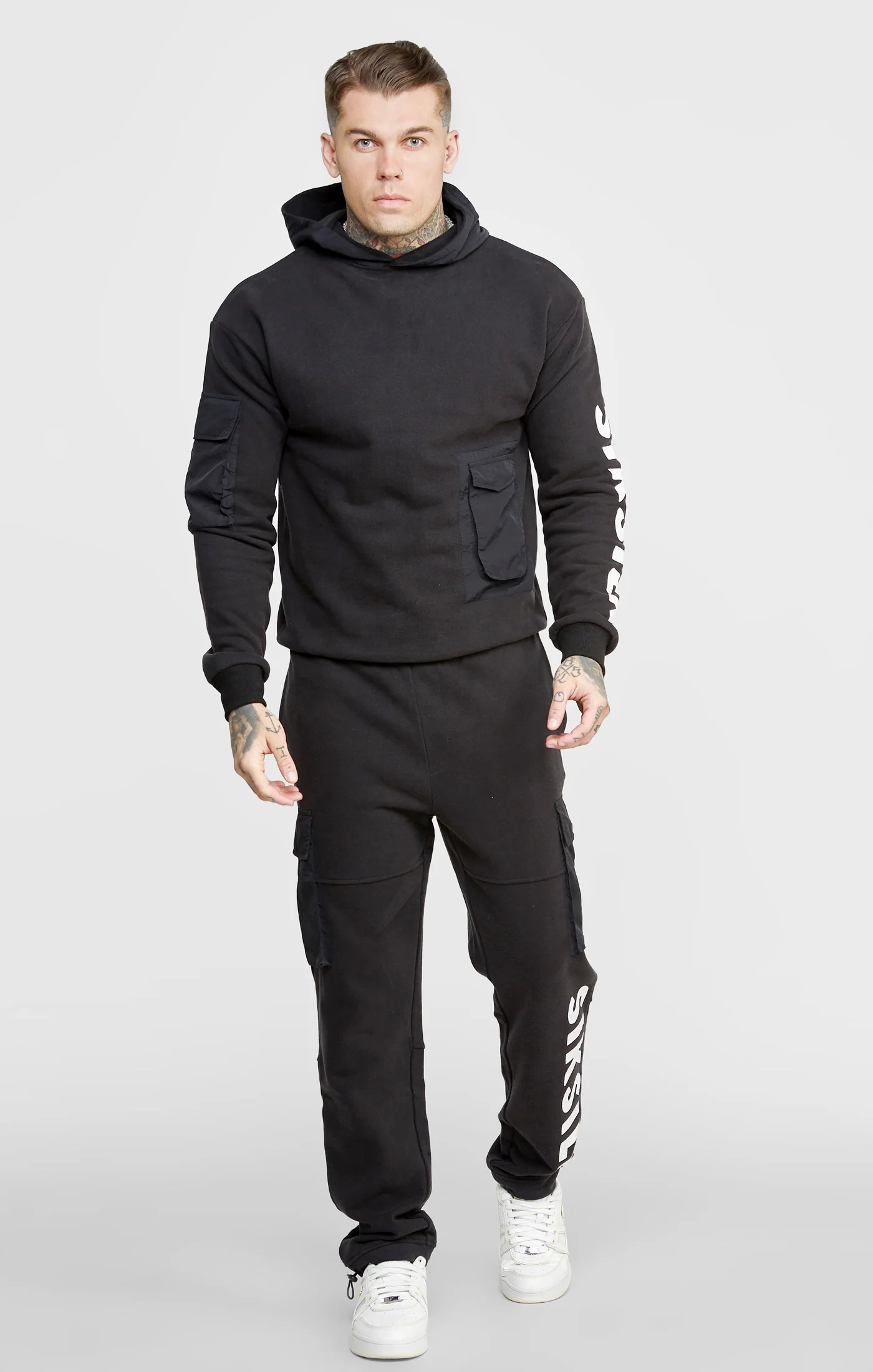 Black Contrast Pocket Cargo Pant - Image 3