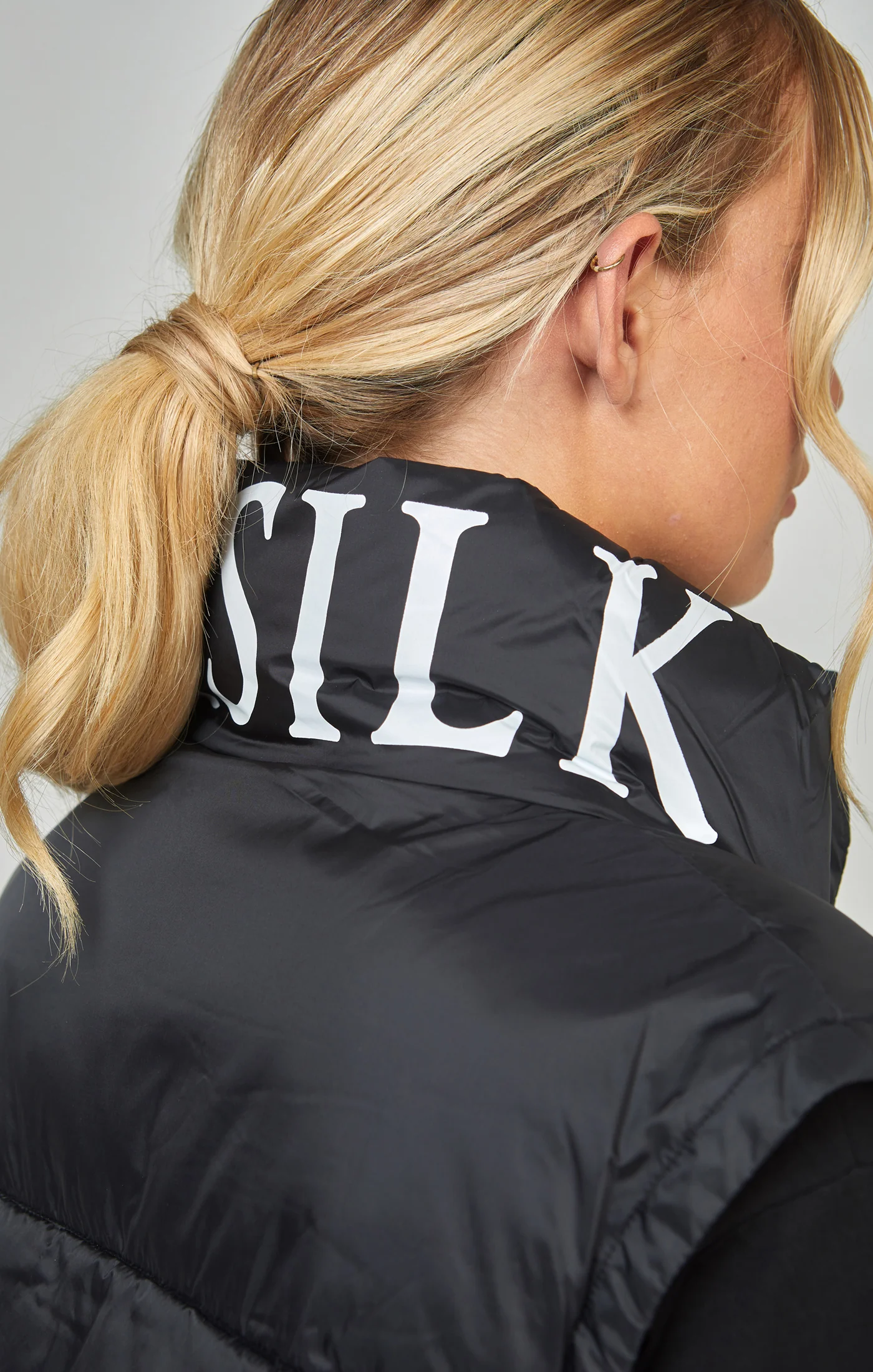 Black Cropped Gilet - Image 6