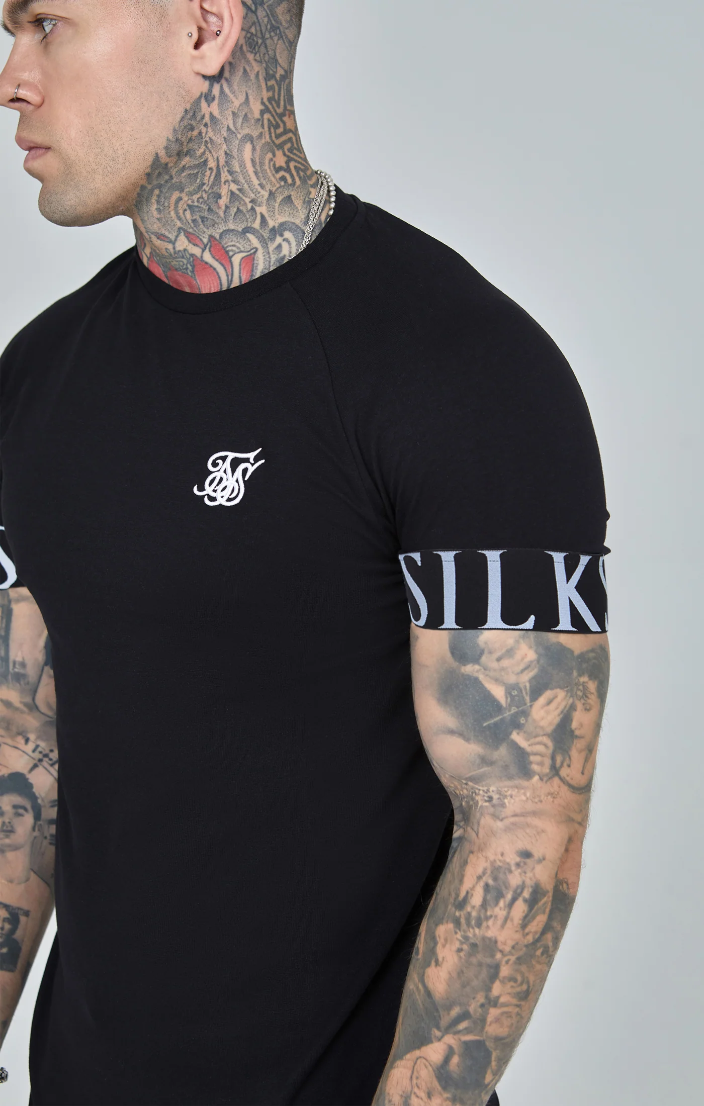 Black Essential Elastic Cuff Muscle Fit T-Shirt - Image 3