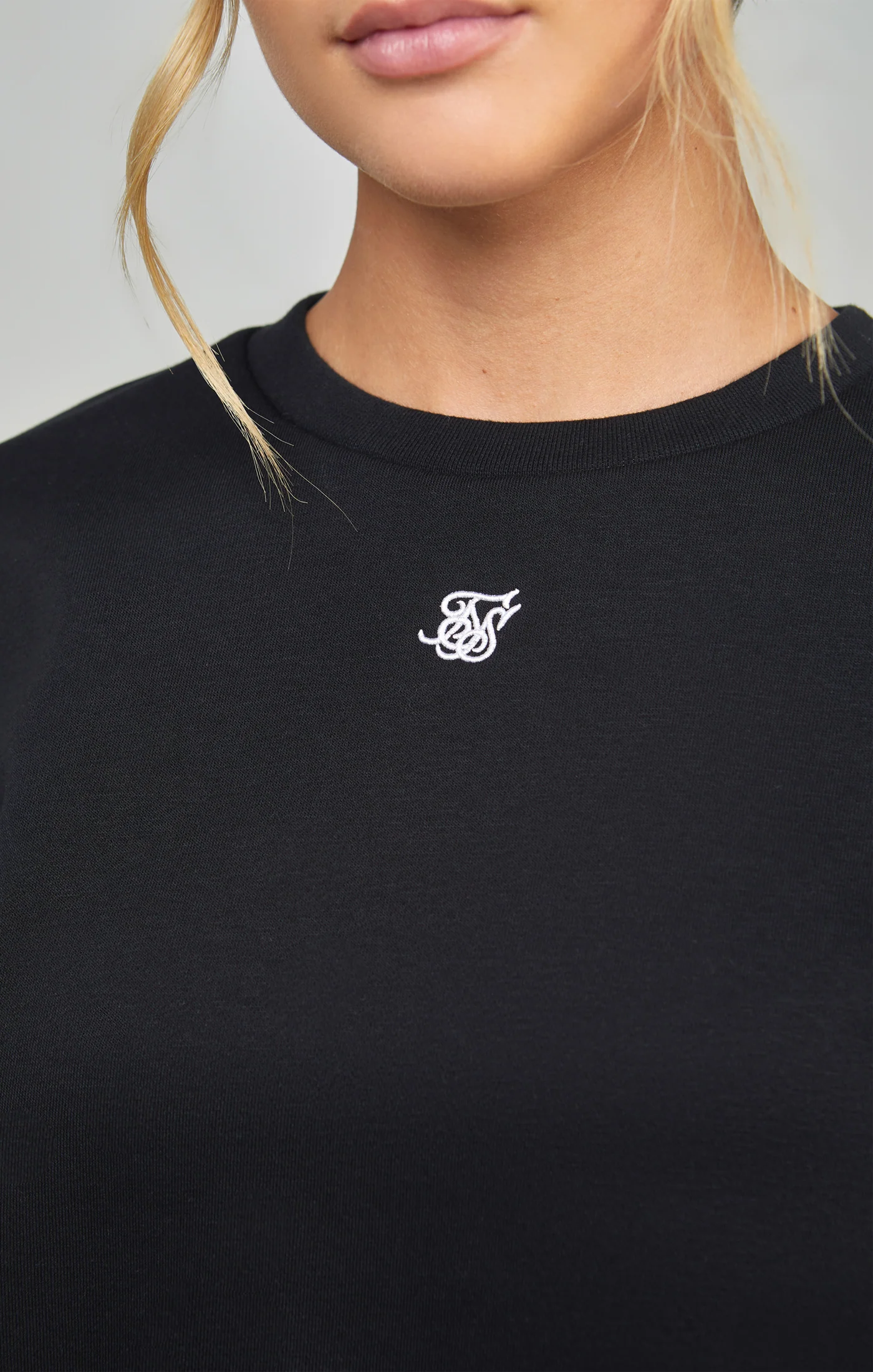 Black Essential Sweatshirt - Image 3