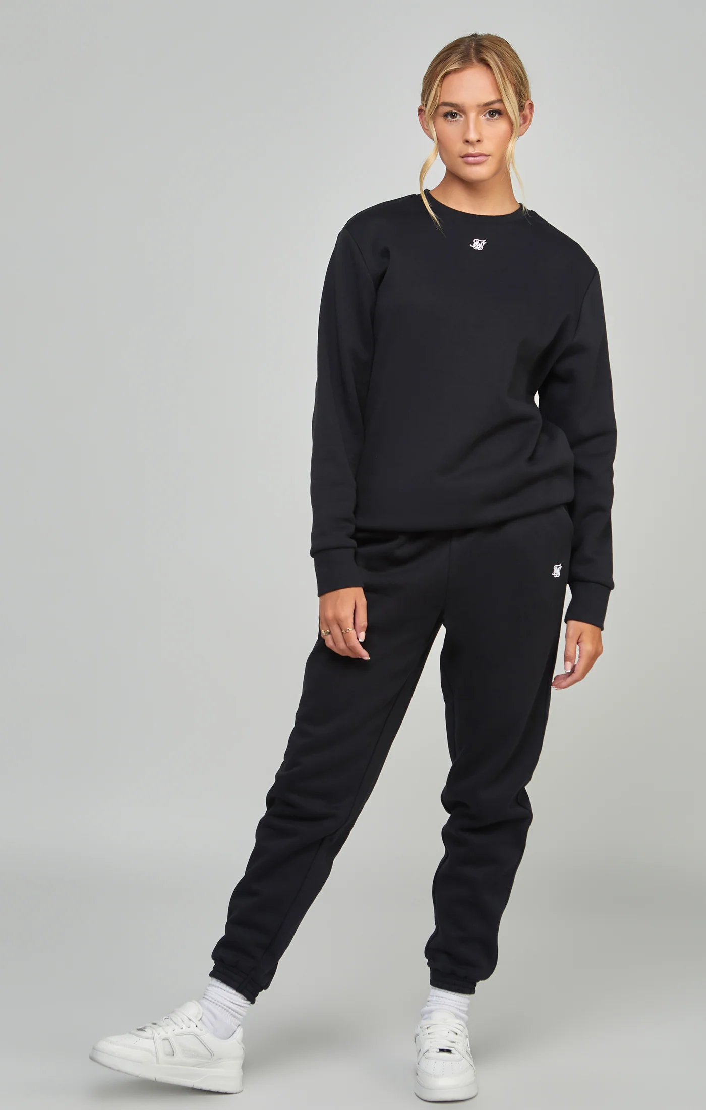 Black Essential Sweatshirt - Image 4