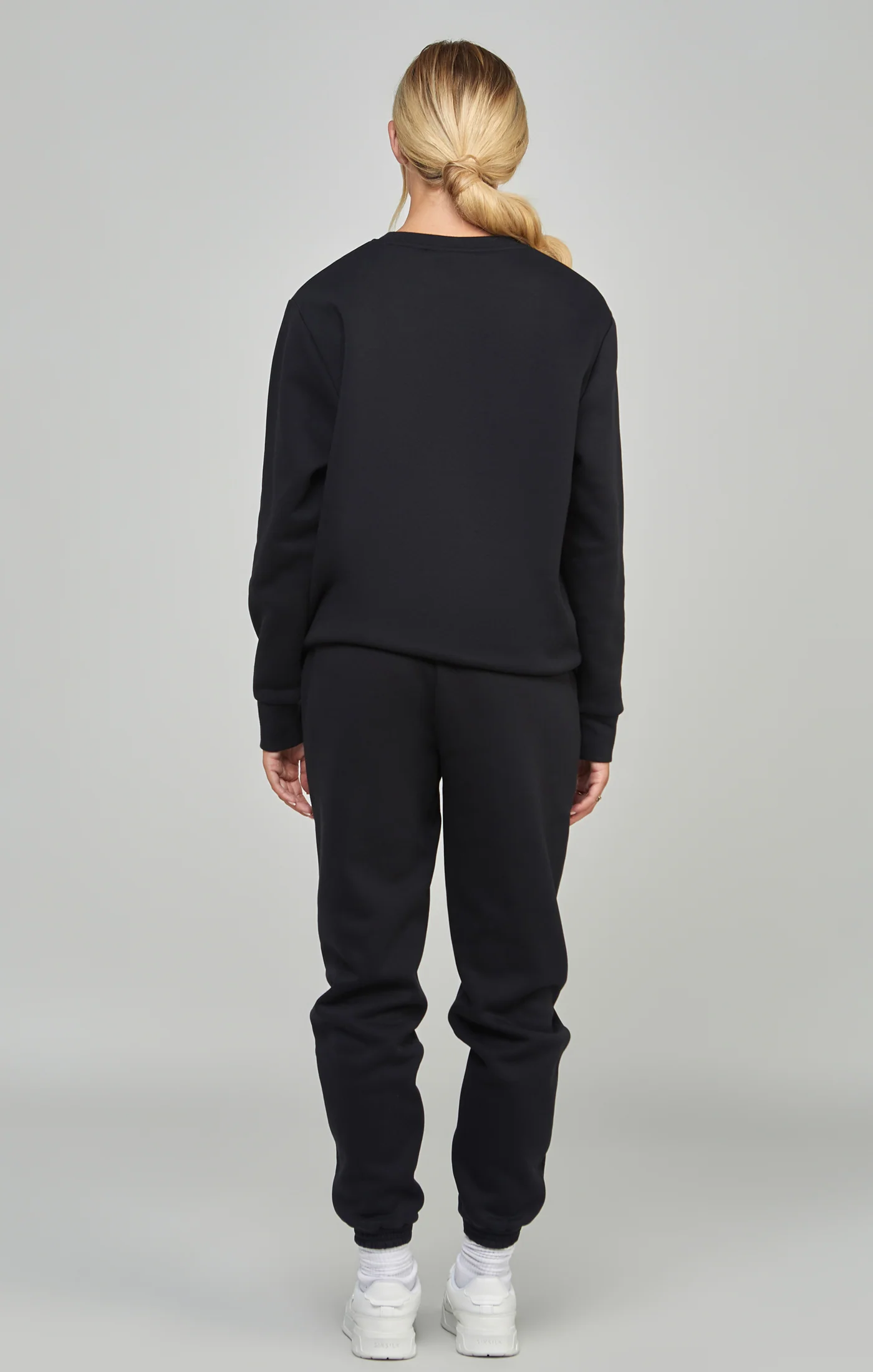 Black Essential Sweatshirt - Image 5