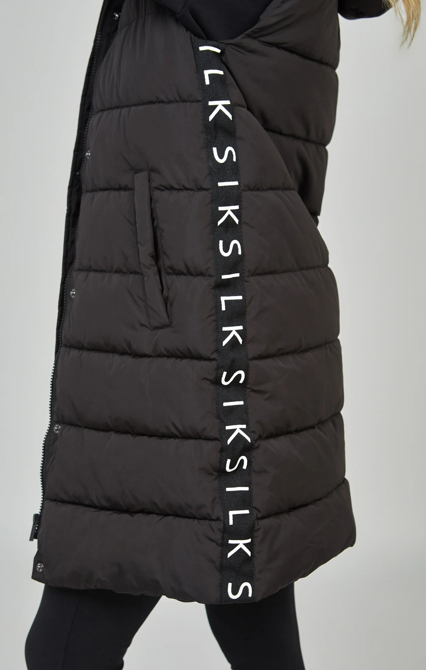 Black Longline Gilet - Image 2