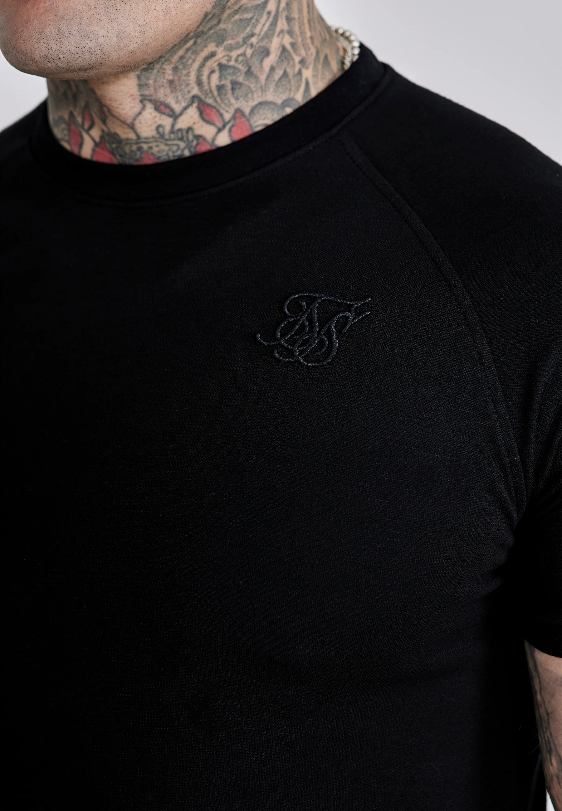 Black Smart T-Shirt - Image 2