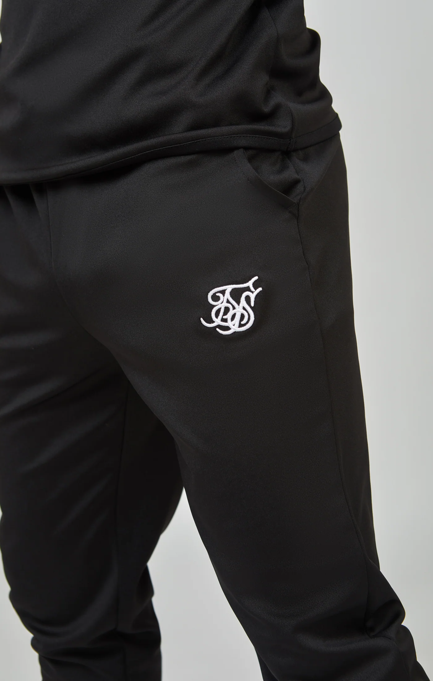 Boys Black 1/4 Zip & Jogger Tracksuit - Image 6