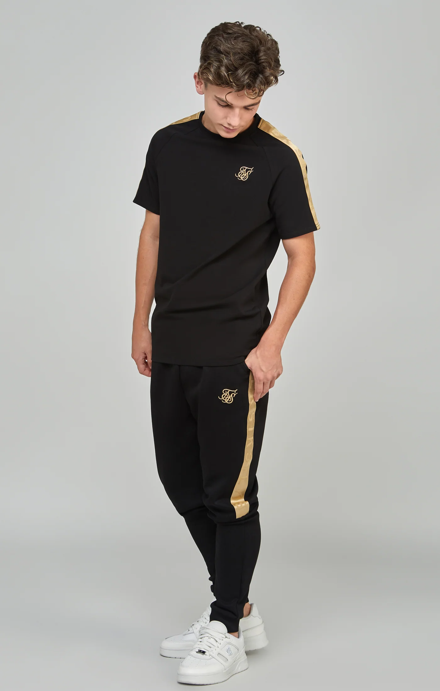 Boys Black Taped Raglan T-Shirt - Image 4