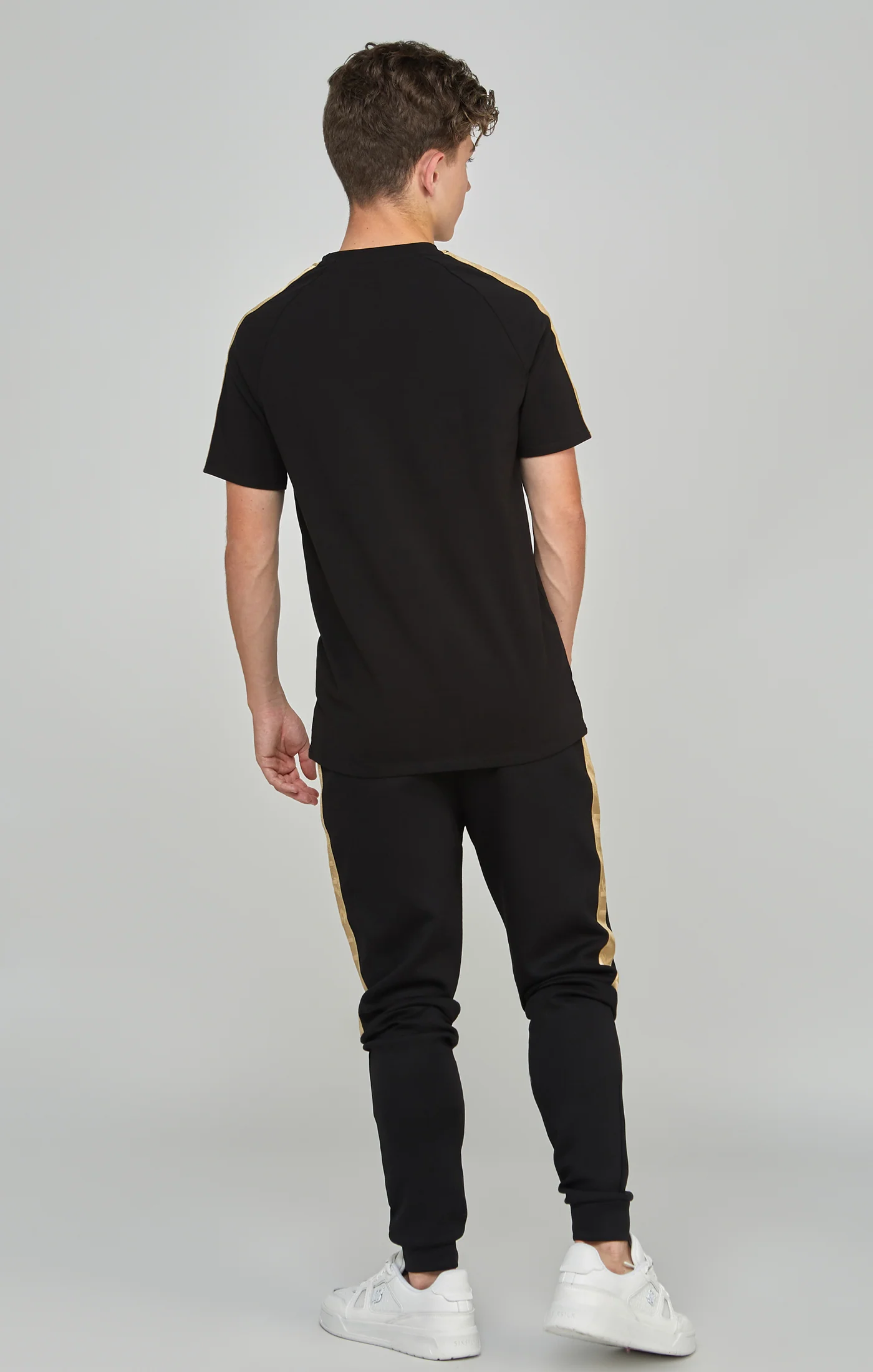 Boys Black Taped Raglan T-Shirt - Image 5