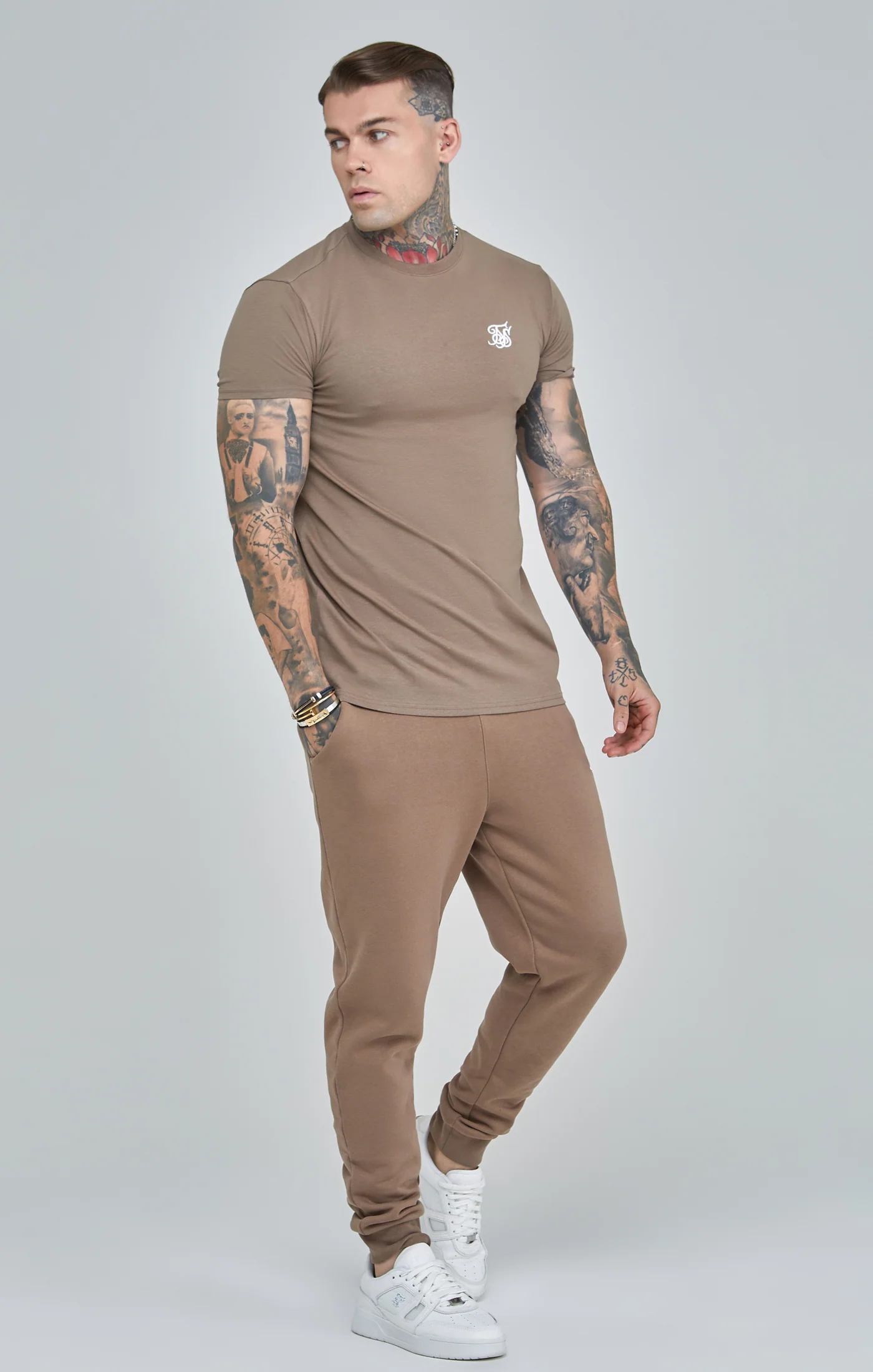 Brown Essential Short Sleeve Muscle Fit T-Shirt - Image 2