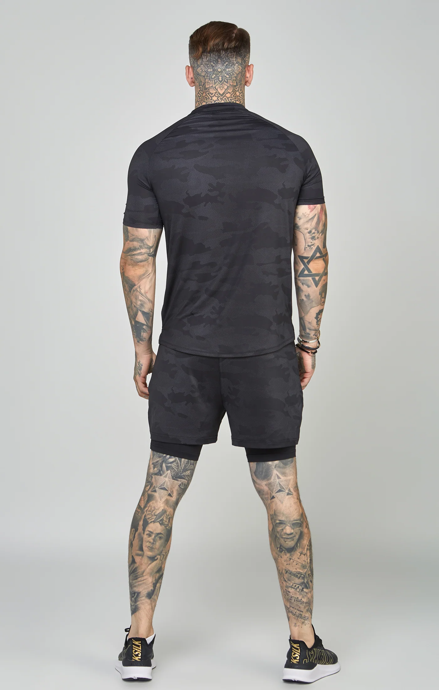 Camo Sports Curved Hem Muscle Fit T-Shirt - Image 5