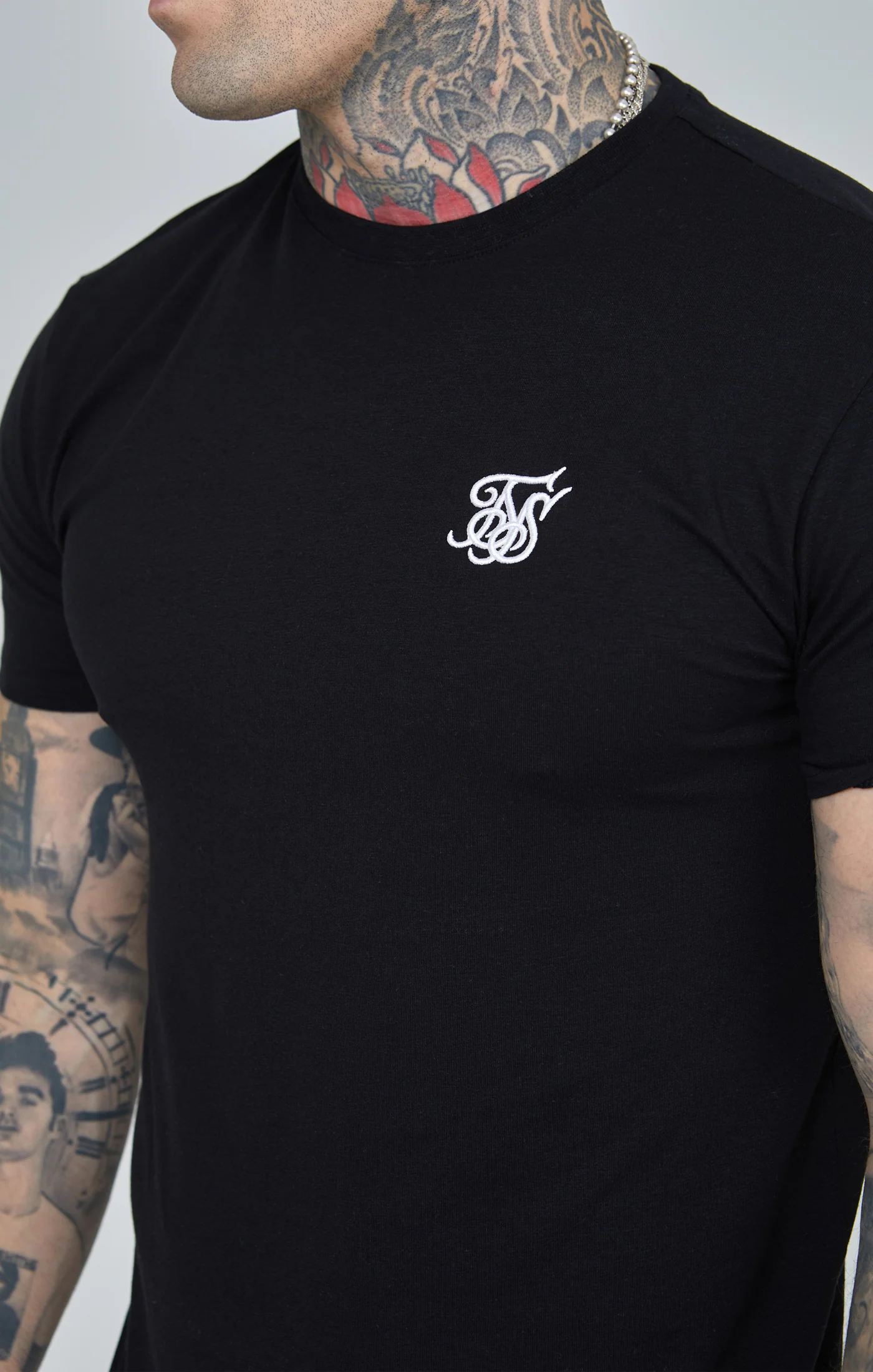 Black Essentials T-Shirt - Image 3