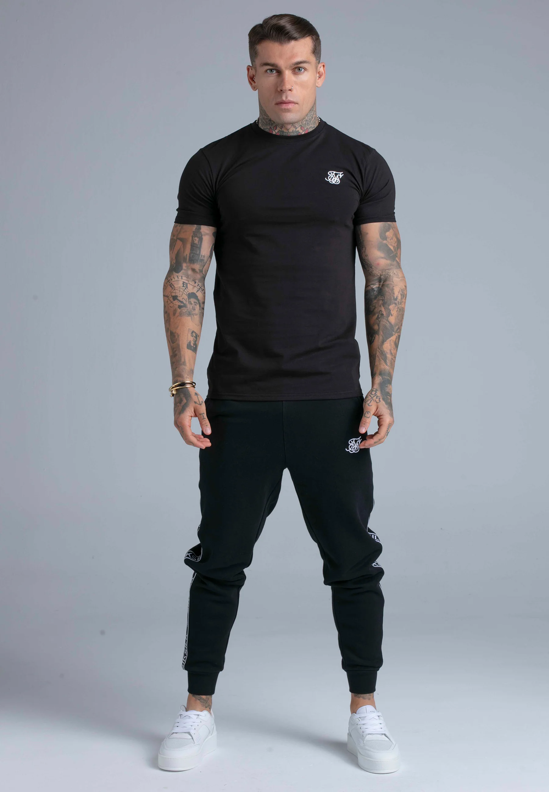 Black Essentials T-Shirt - Image 4