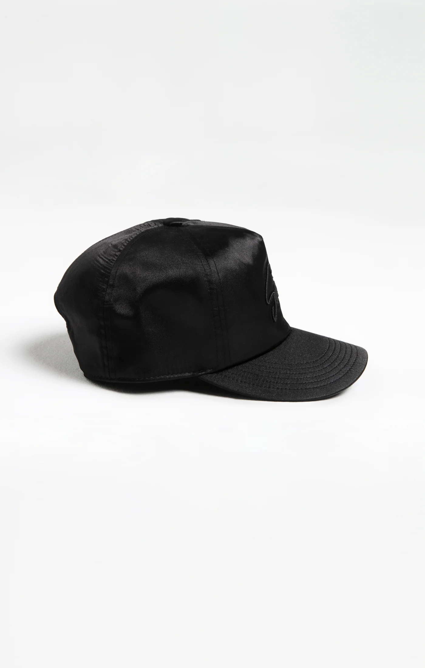 Black Full Trucker - Image 2