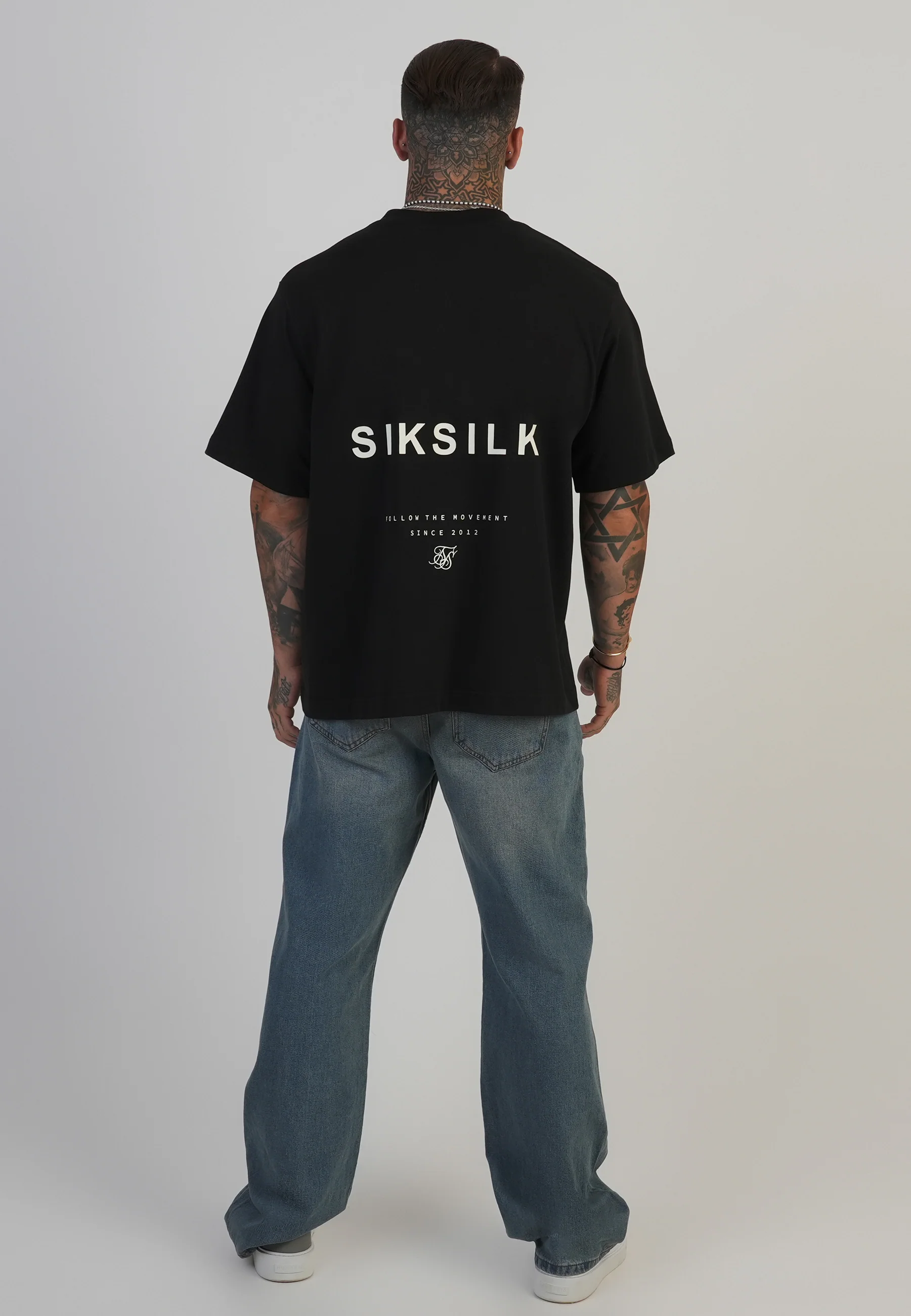 Black Graphic T-Shirt - Image 6