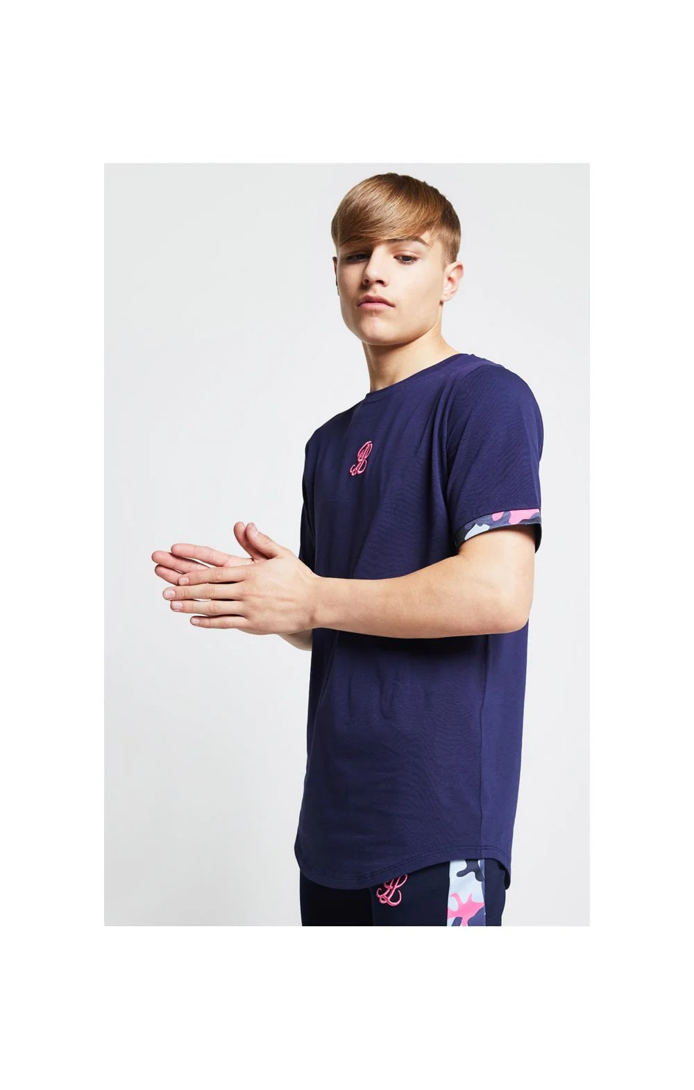 Illusive London Contrast Cuff Tee – Navy & Neon Pink Camo - Image 3