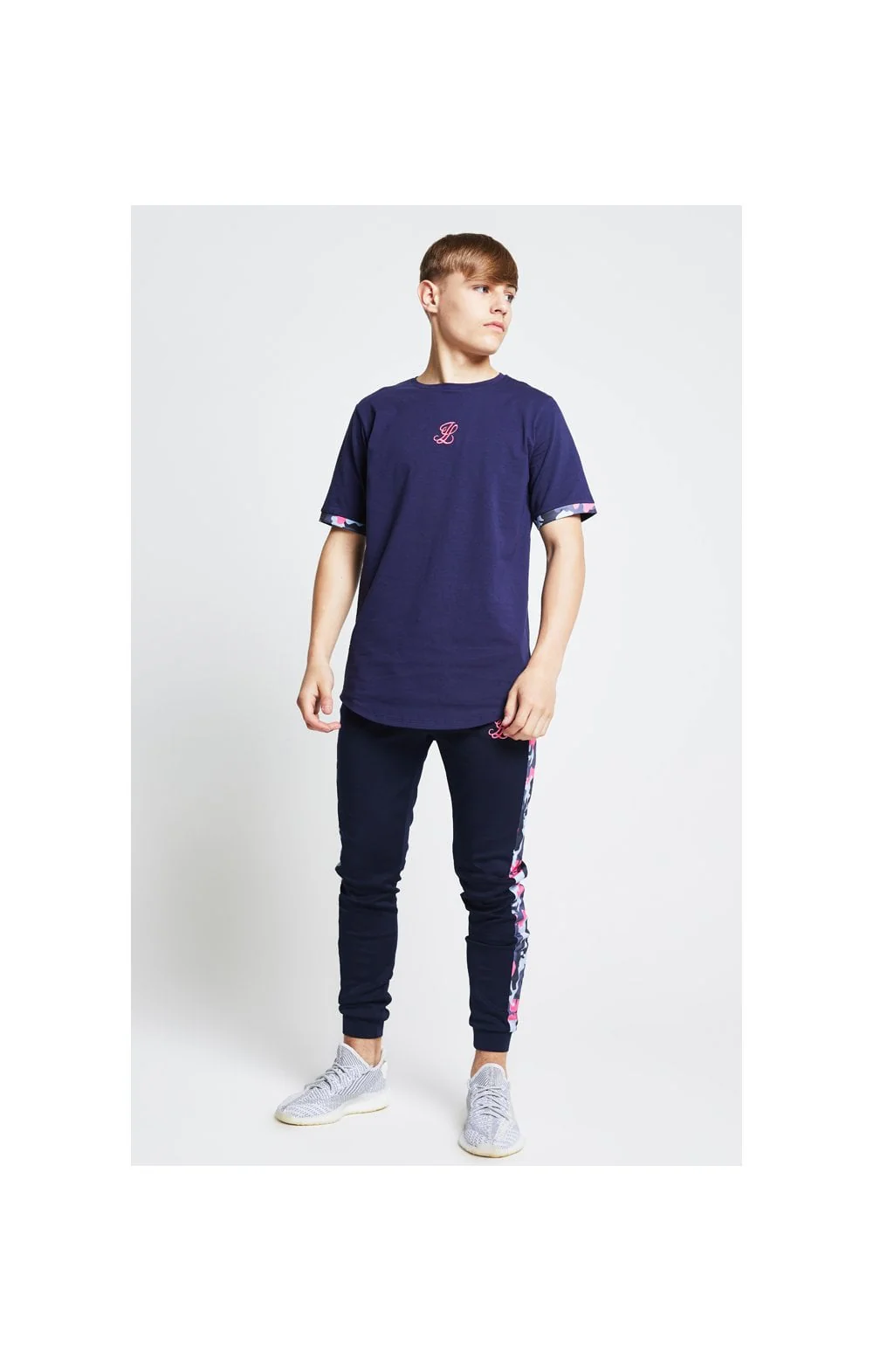 Illusive London Contrast Cuff Tee – Navy & Neon Pink Camo - Image 4