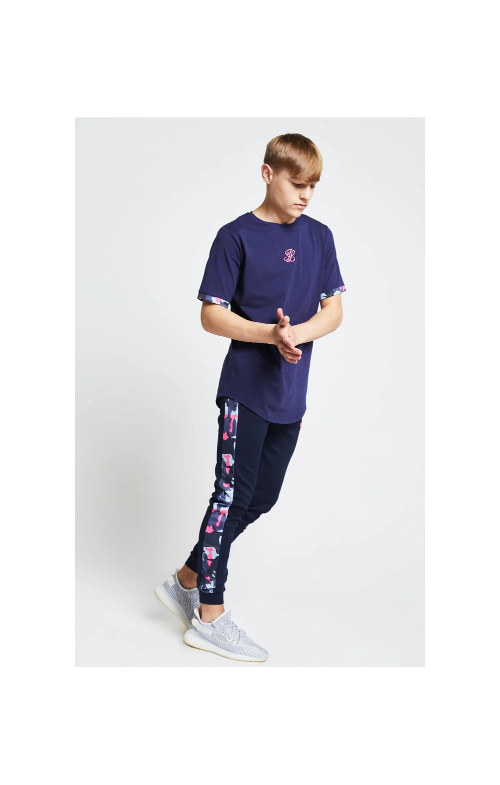 Illusive London Contrast Cuff Tee – Navy & Neon Pink Camo - Image 5