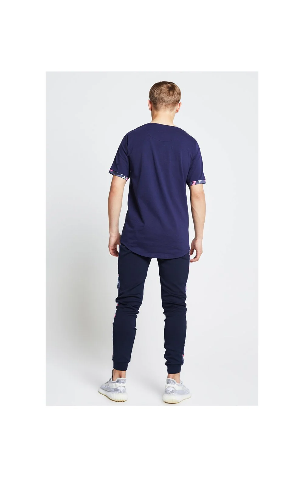 Illusive London Contrast Cuff Tee – Navy & Neon Pink Camo - Image 7