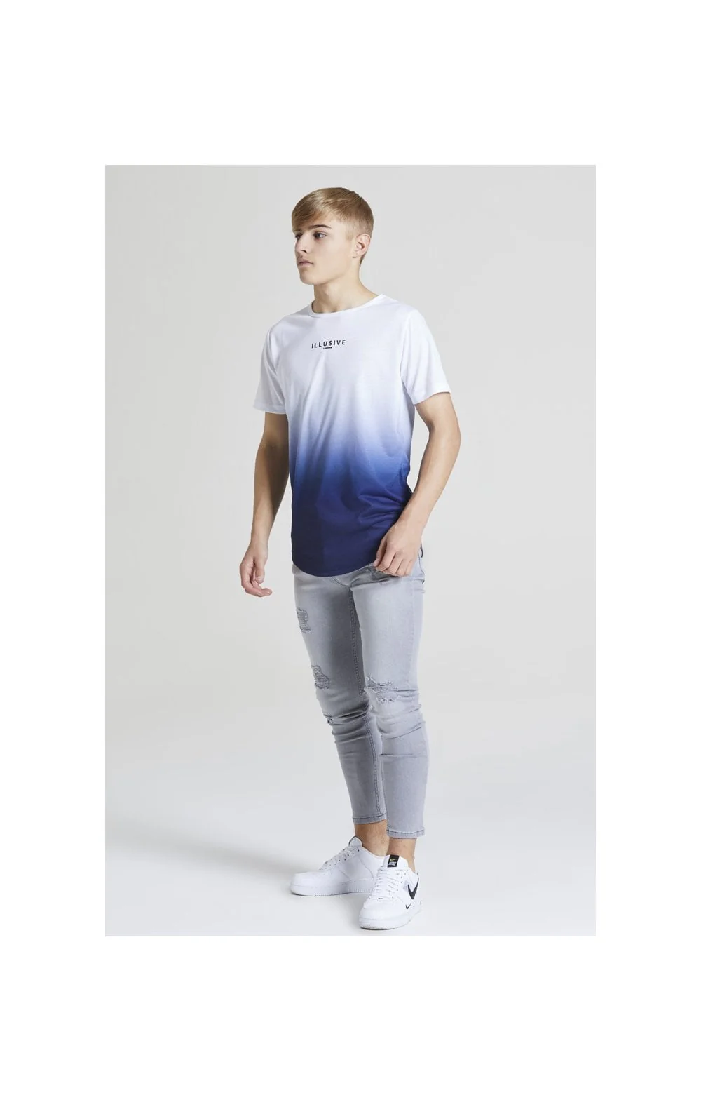 Illusive London Core Fade Tee – White & Navy - Image 4