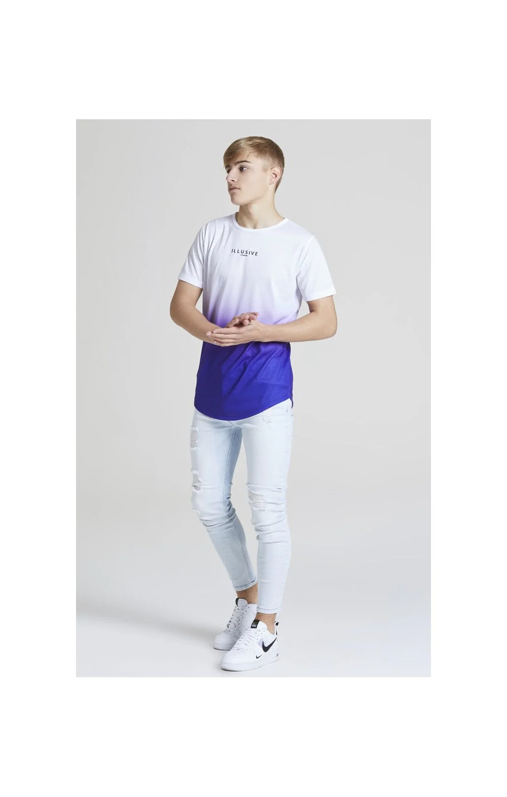 Illusive London Distressed Skinny Jeans – Light Wash - Image 5
