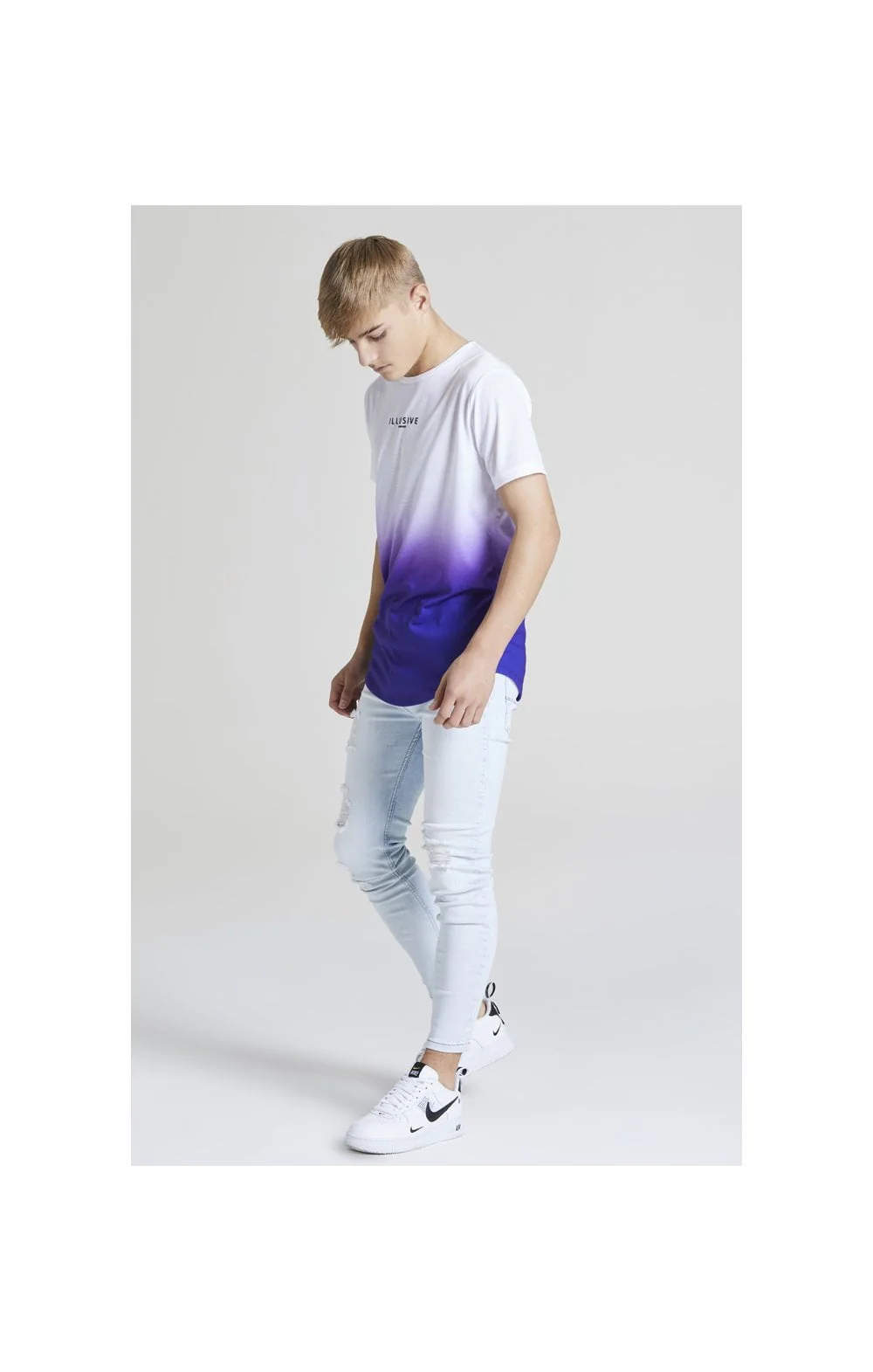 Illusive London Distressed Skinny Jeans – Light Wash - Image 7
