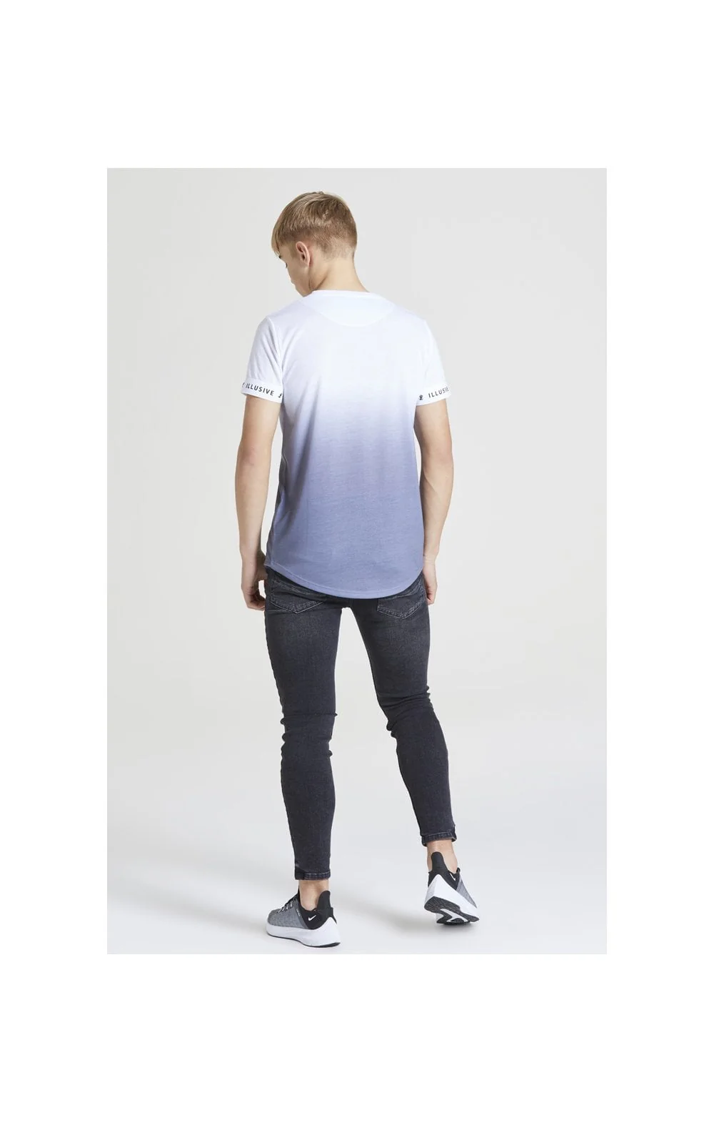 Illusive London Fade Tech Tee – White & Grey - Image 6