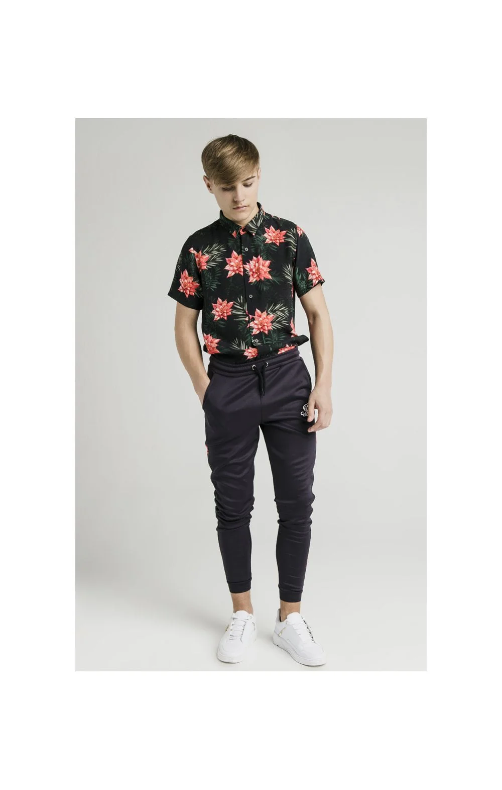 Illusive London Resort Shirt - Navy Floral - Image 5