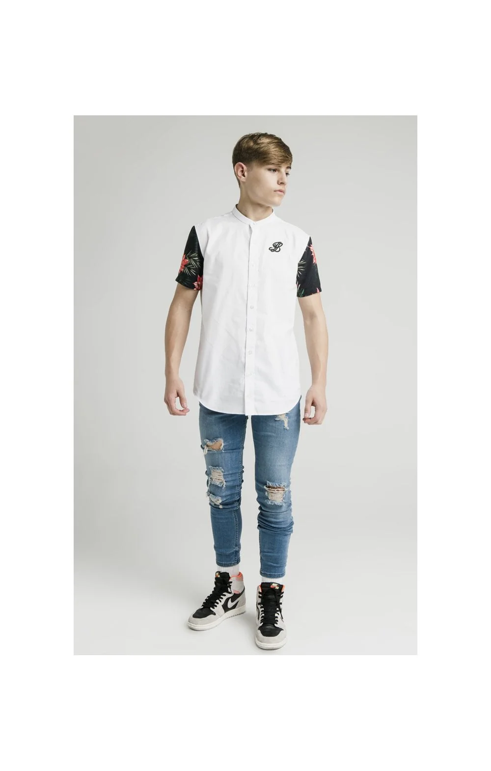 Illusive London S/S Grandad Collar Raglan Shirt - White & Floral - Image 6