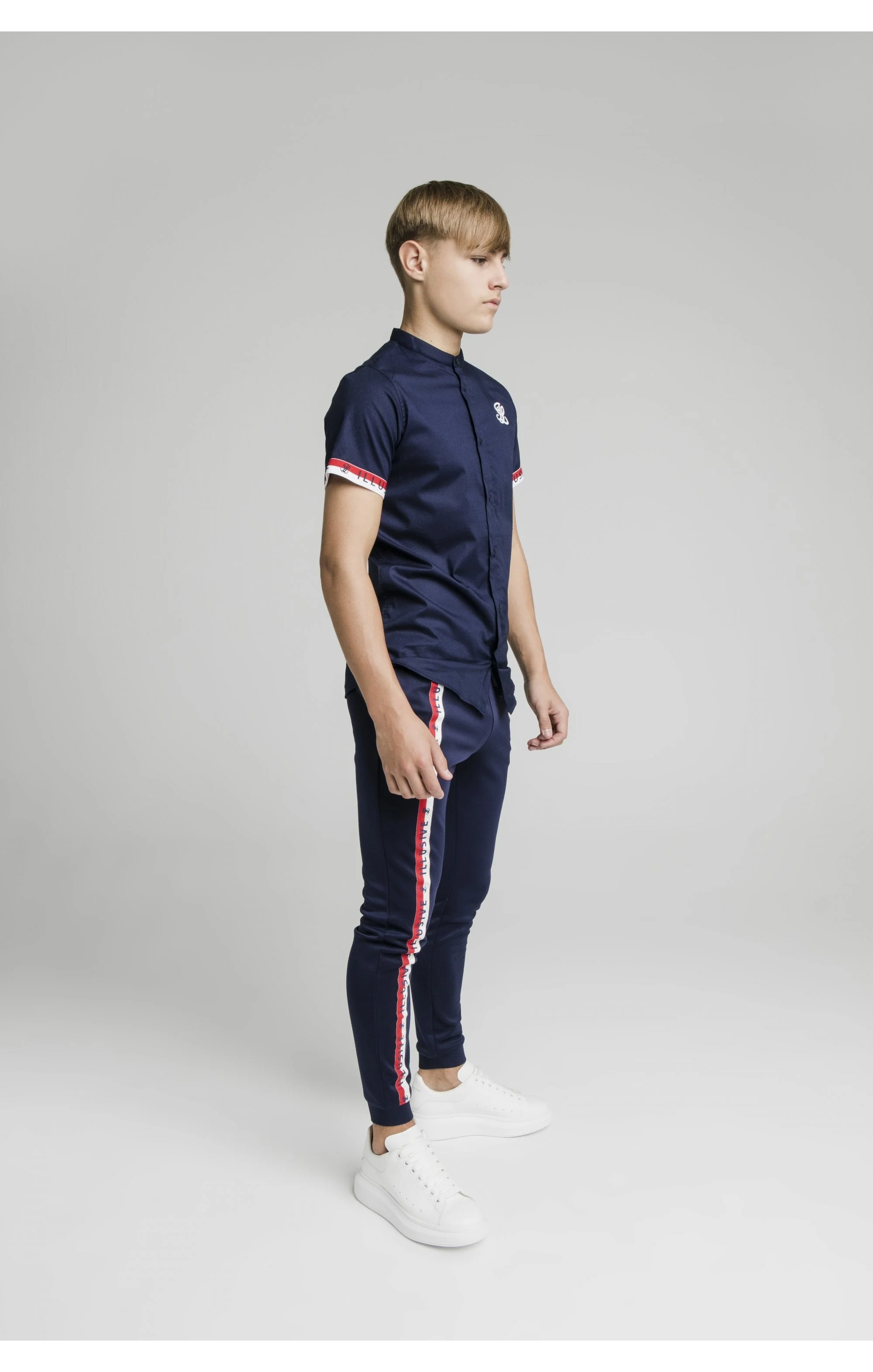Illusive London S/S Tech Shirt - Navy - Image 4
