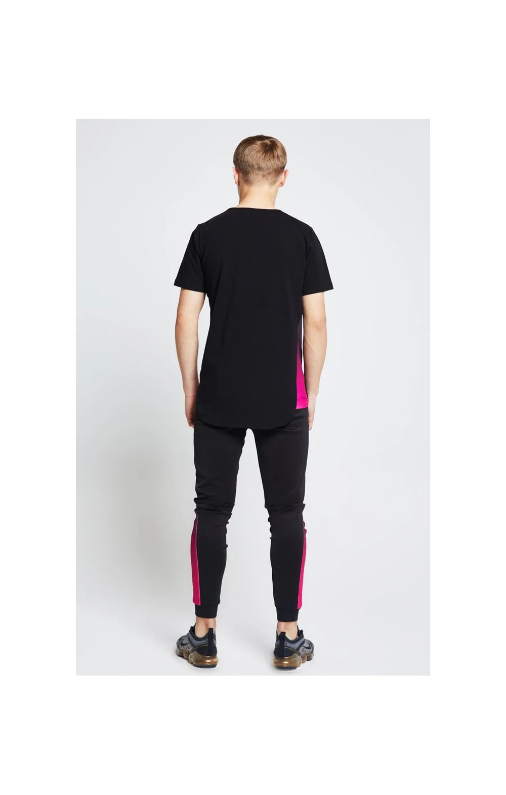 Illusive London Slide Tee - Black & Pink - Image 5