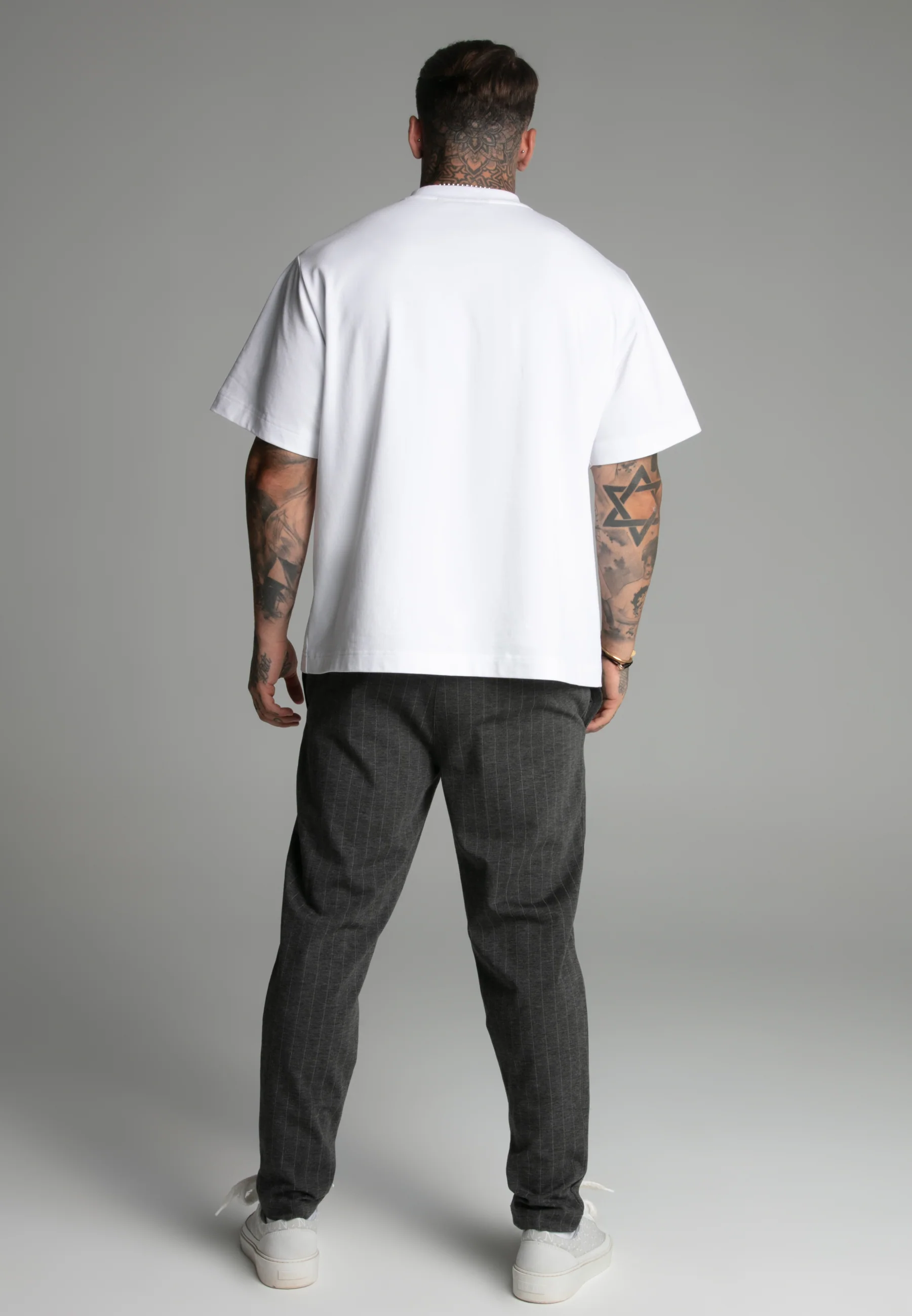 White Logo T-Shirt - Image 5