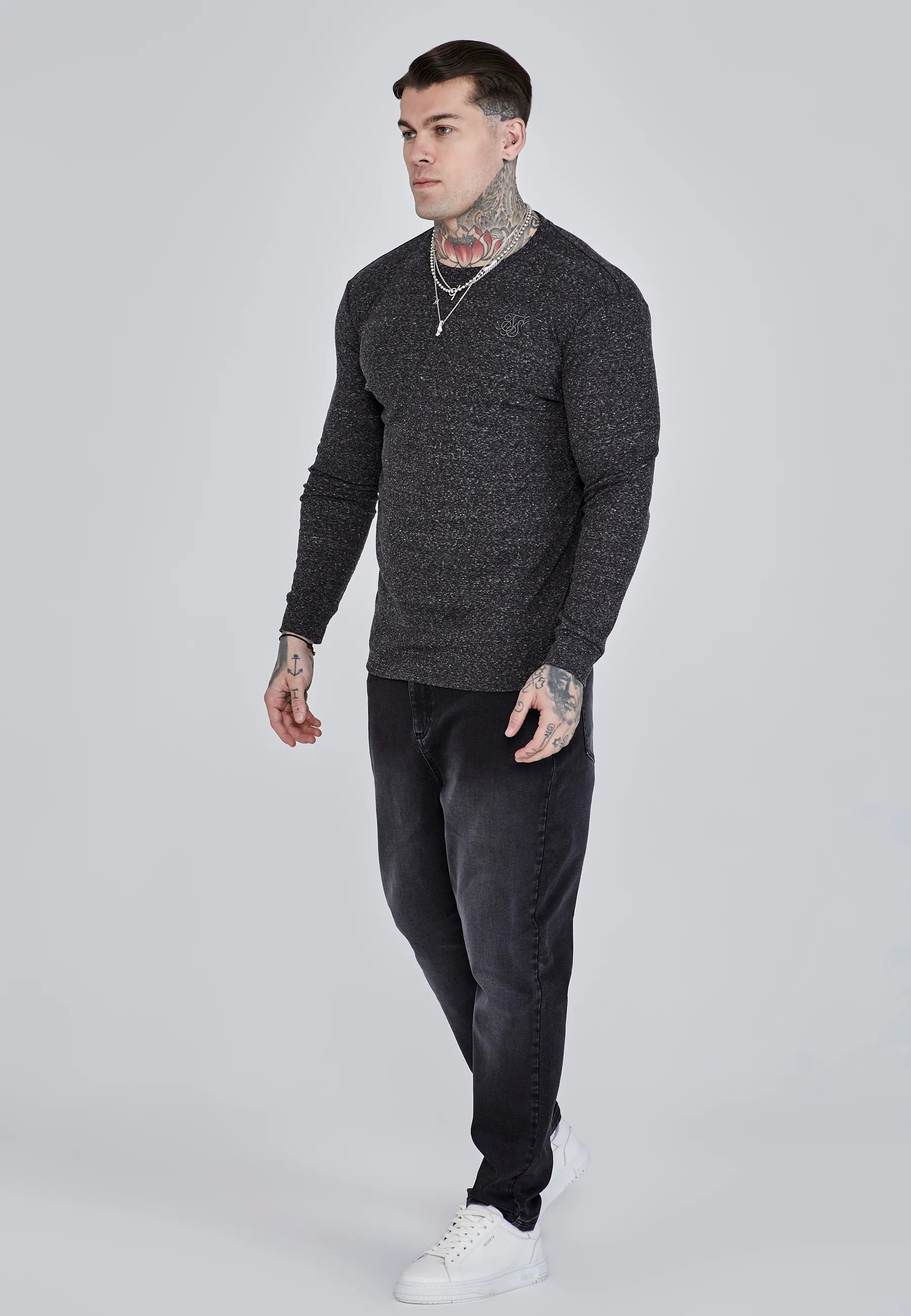 Black Long Sleeve T-Shirt - Image 4