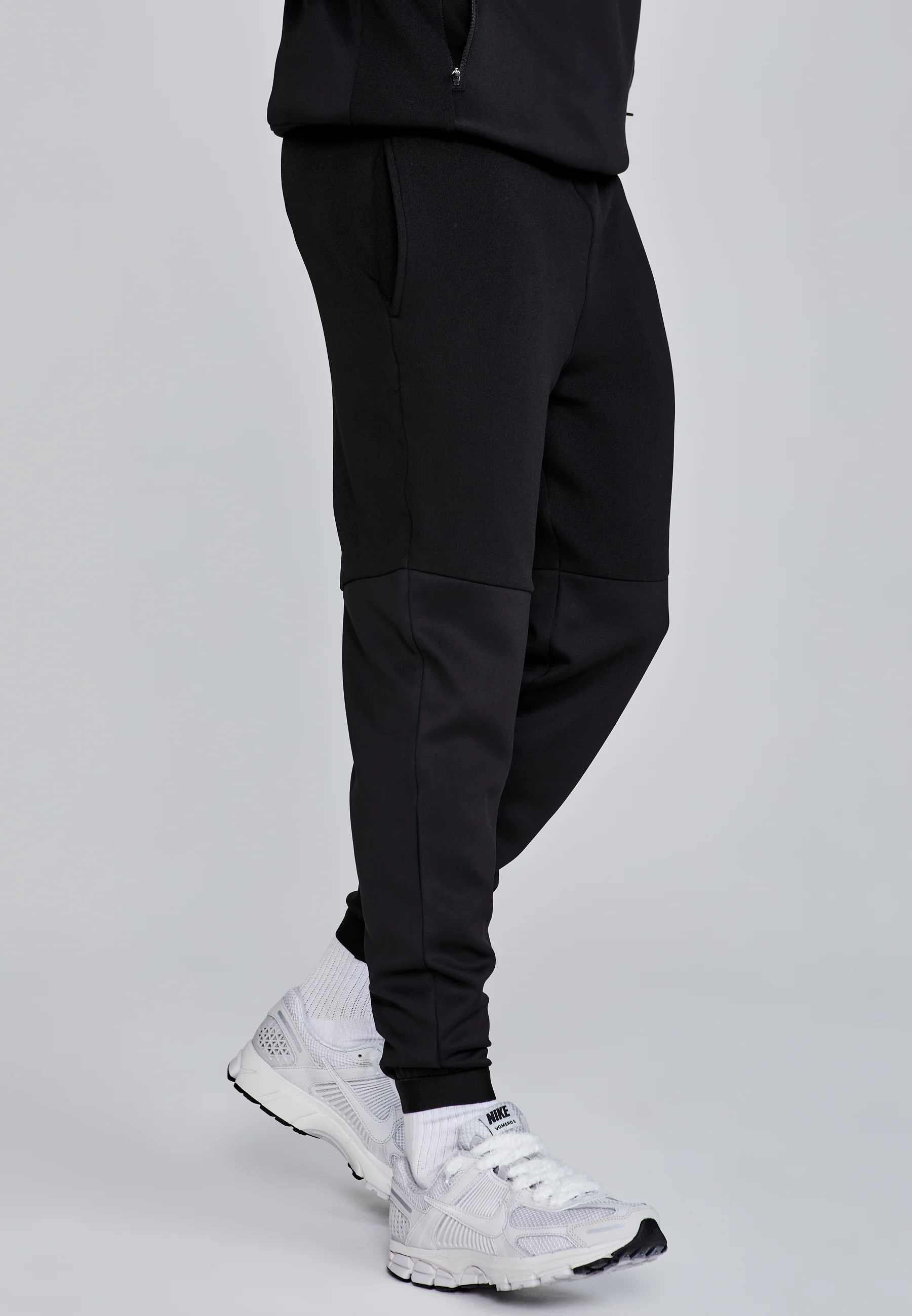 Black Muscle Fit Joggers - Image 3