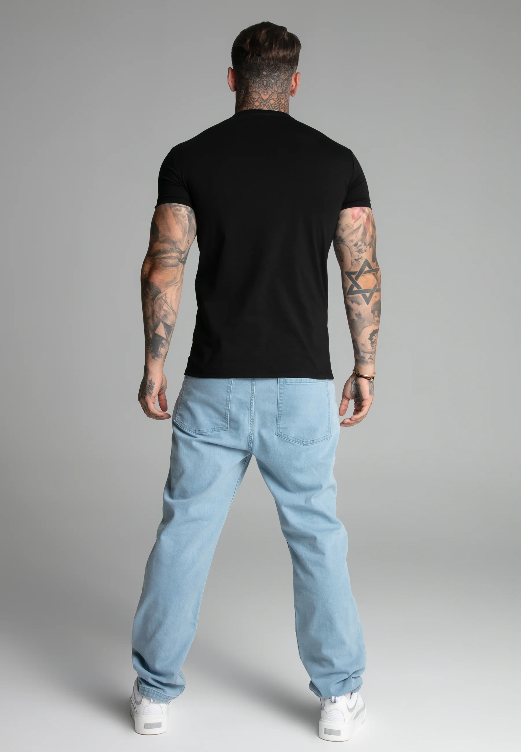 Black Muscle Fit T-Shirt - Image 5