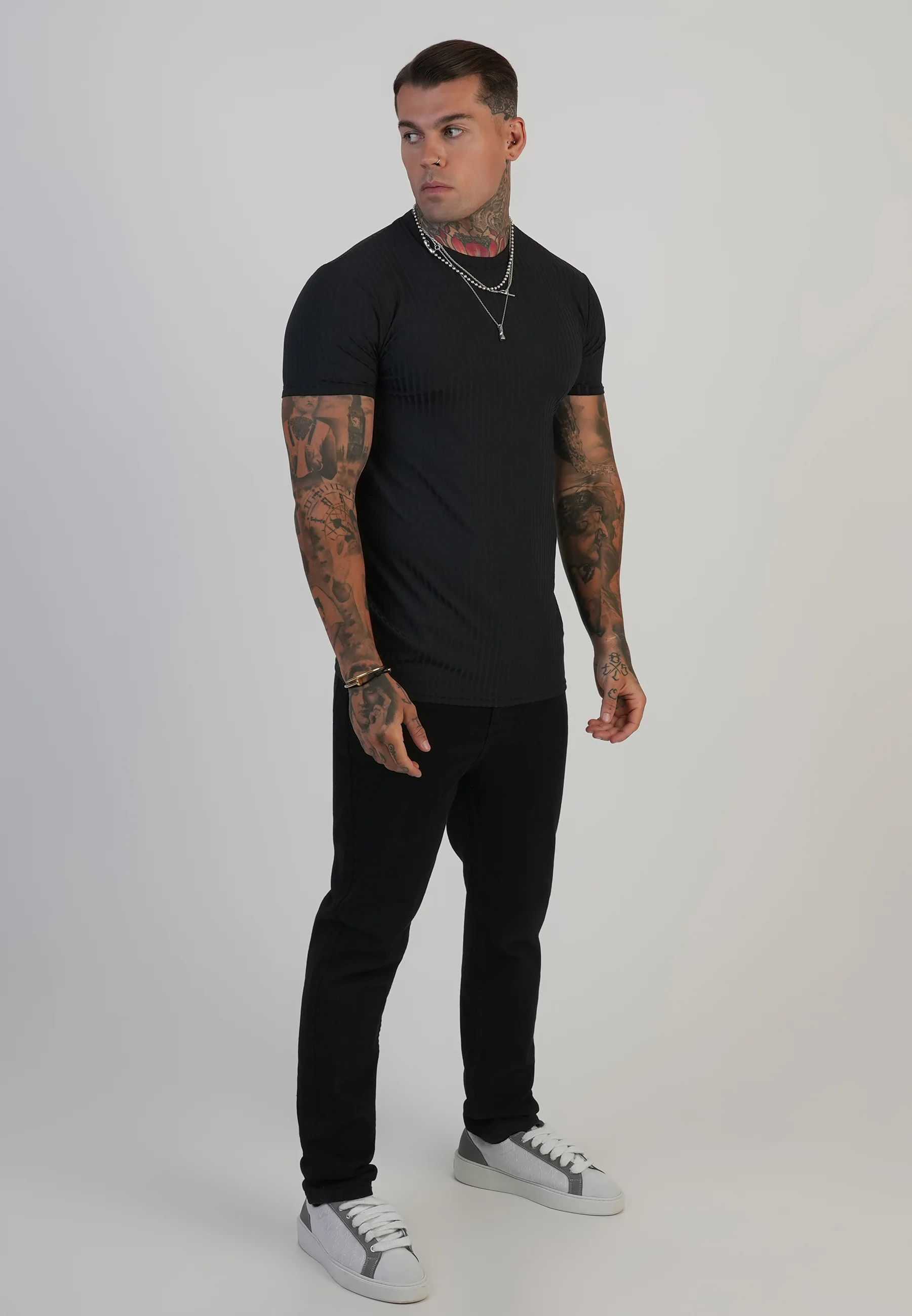 Black Muscle Fit T-Shirt - Image 4