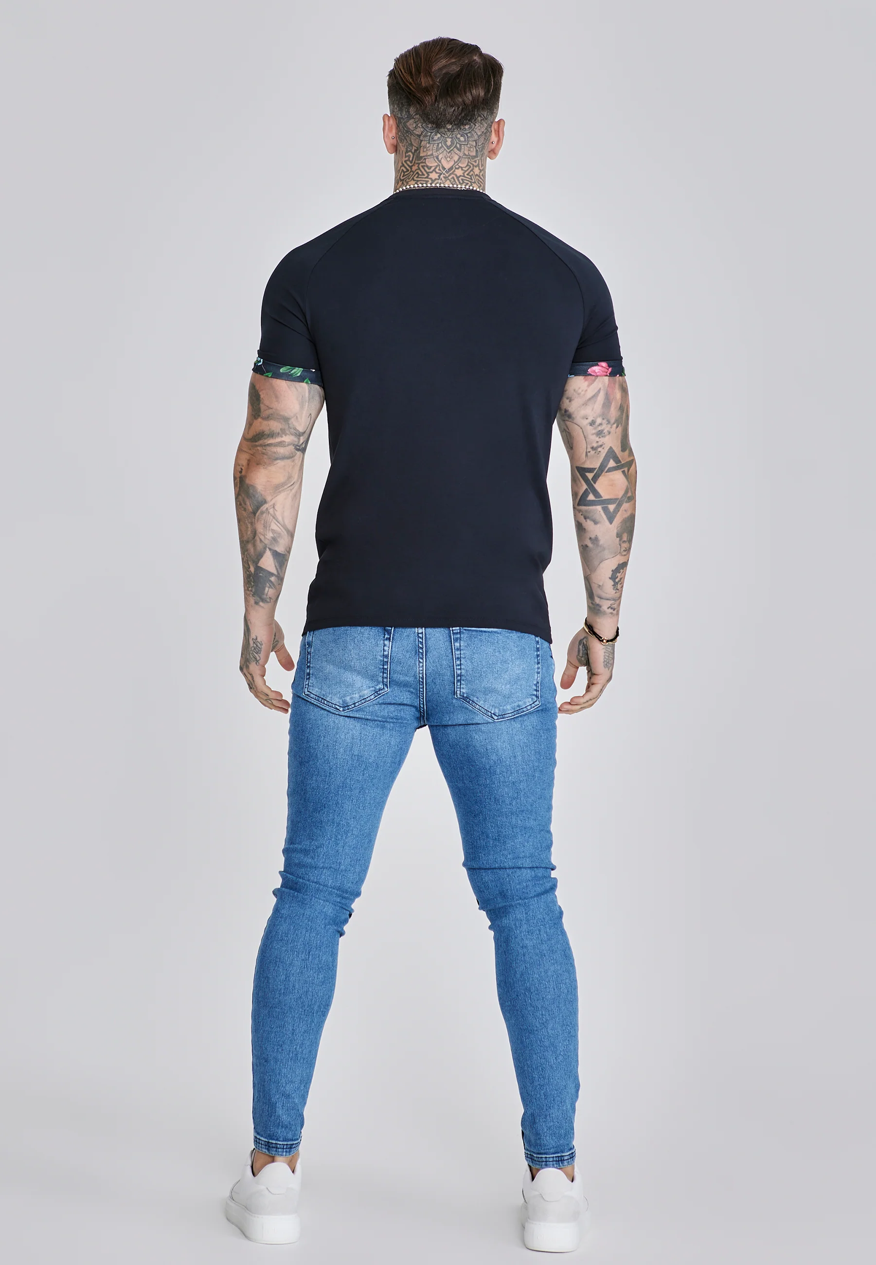 Navy Roll Sleeve T-Shirt - Image 5