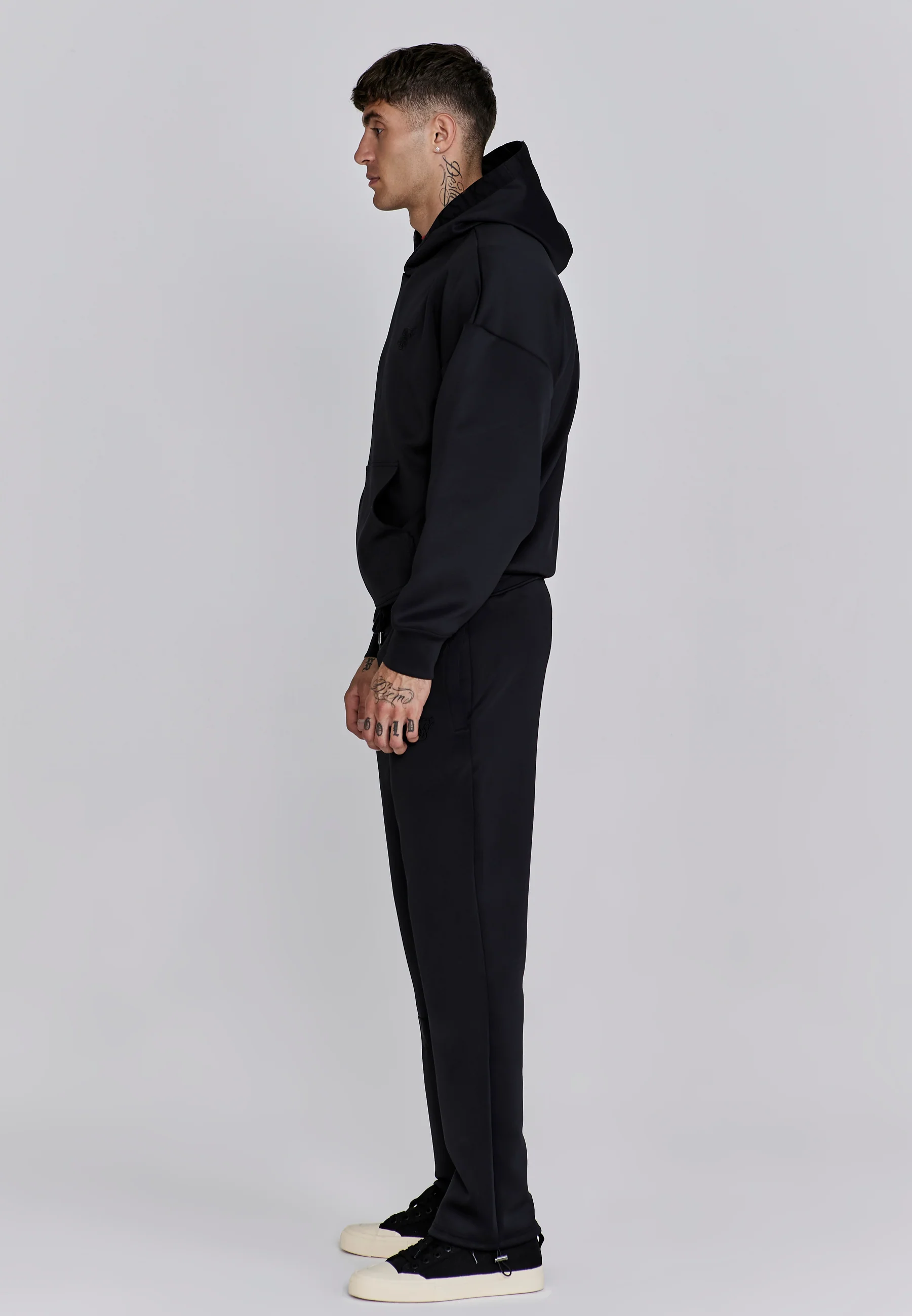 Black Oversized Dynamic Hoodie - Image 4