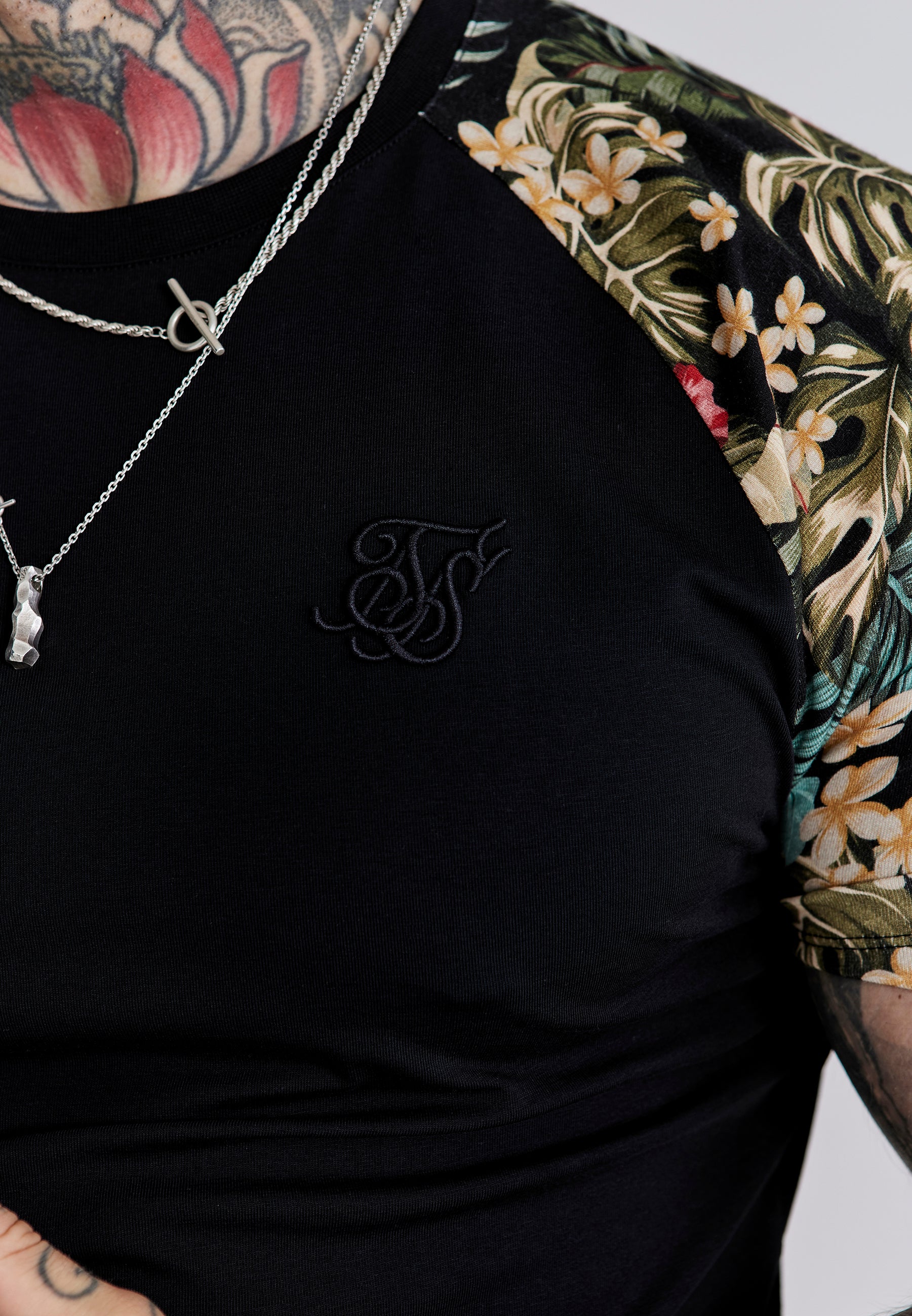 Black Raglan T-Shirt - Image 2