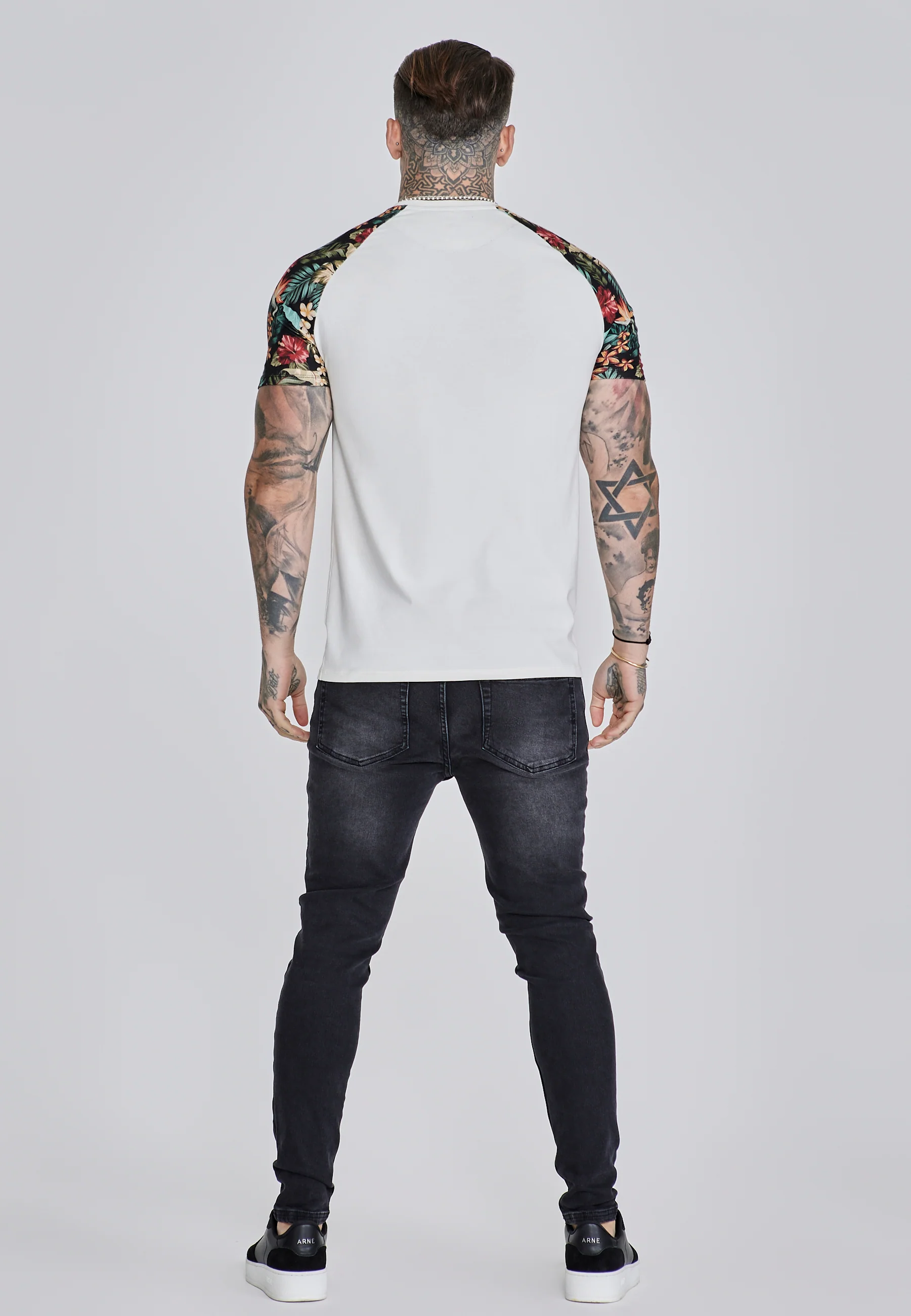 Ecru Raglan T-Shirt - Image 5