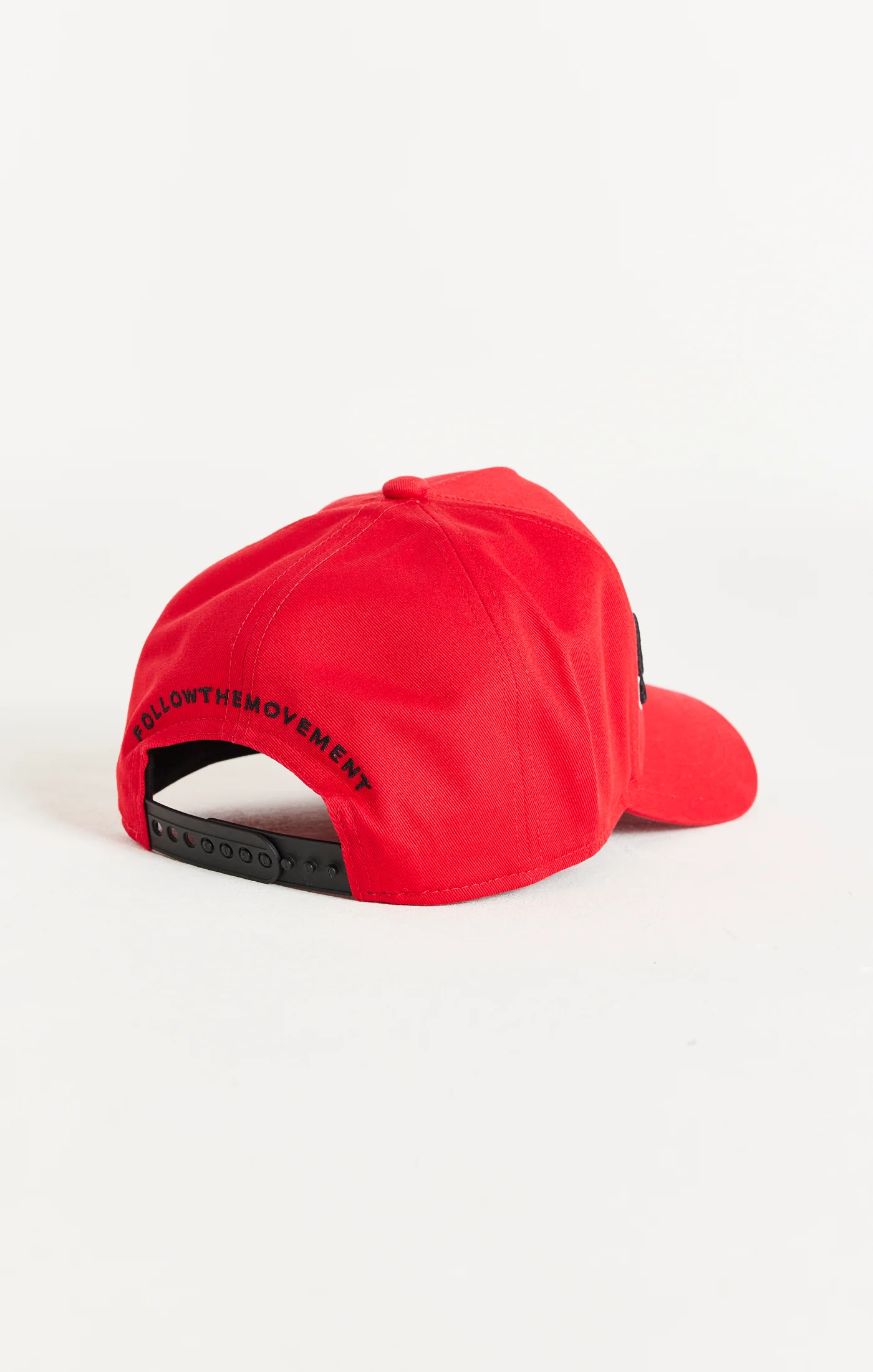 Red Cap - Image 4