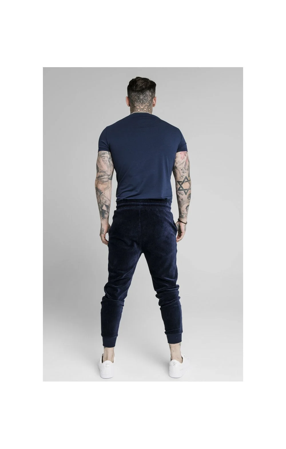 SikSilk Allure Straight Hem Gym Tee - Navy - Image 6