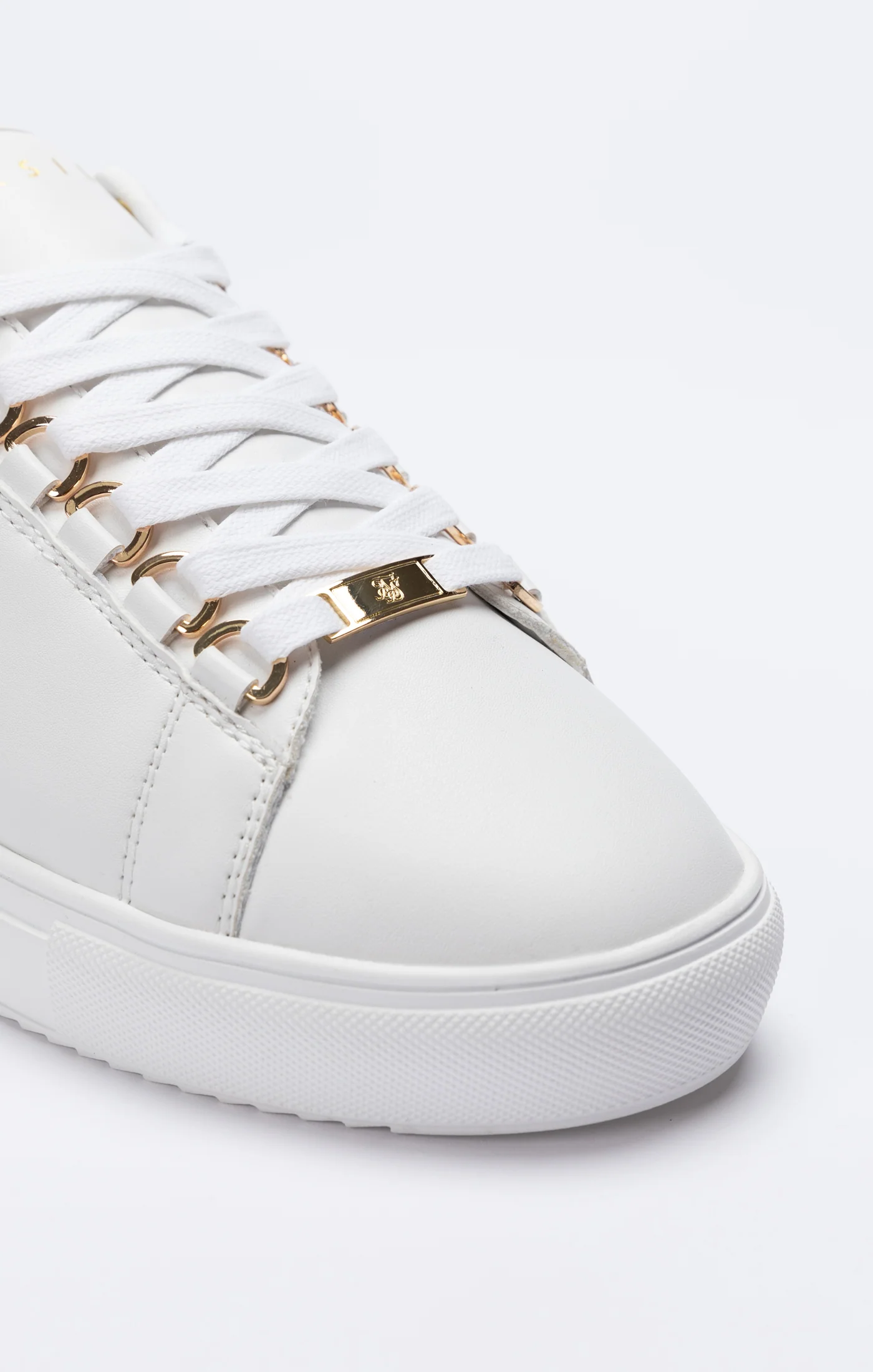 White Classic Trainer With Metal D-Rings - Image 7