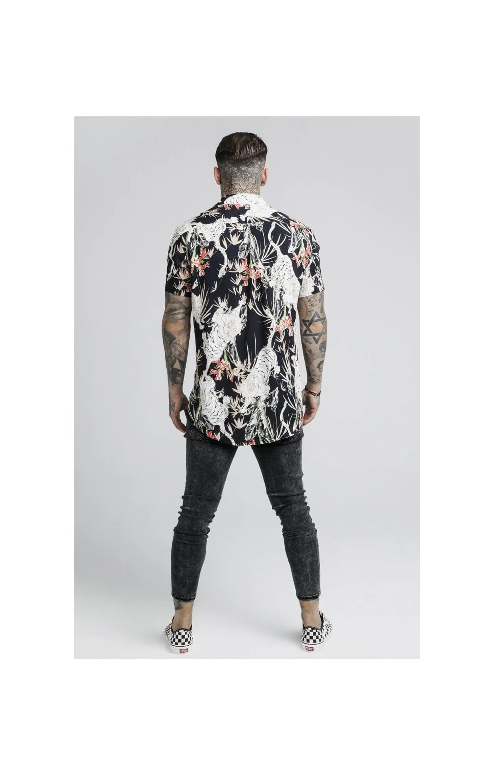 SikSilk Black Lion Resort Shirt – Black - Image 6