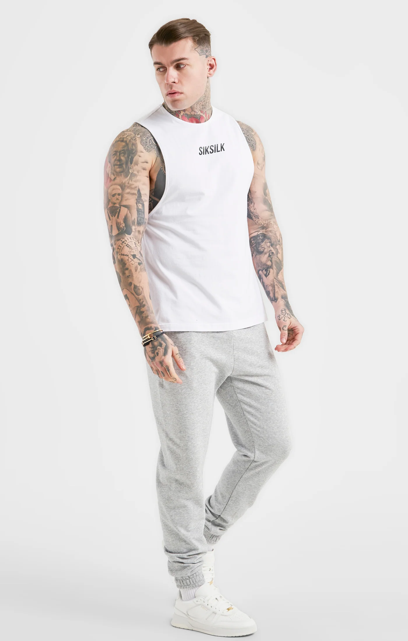 White Sports Carrier Vest - Image 3