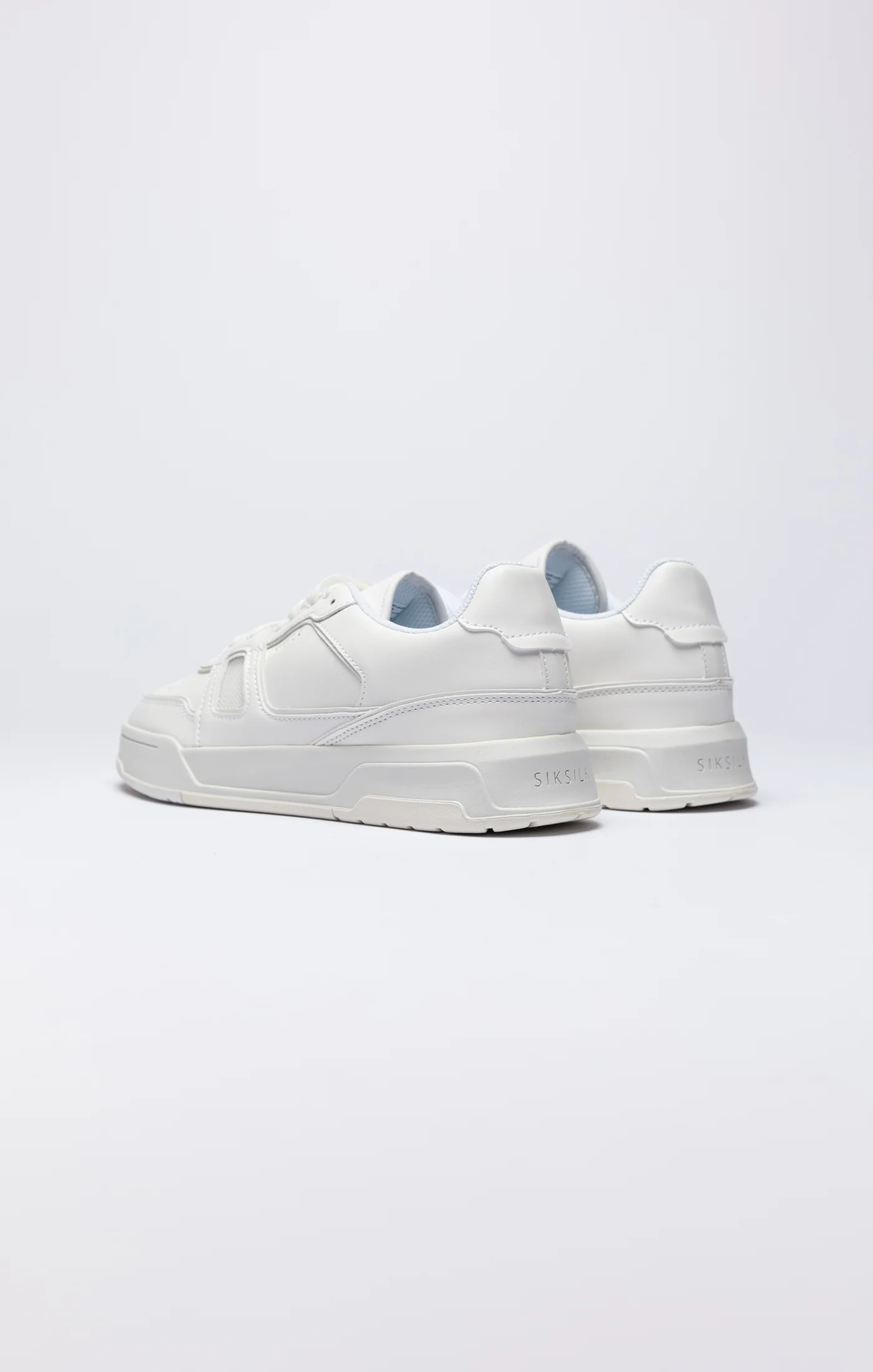 White Low-Top Court Trainer - Image 4