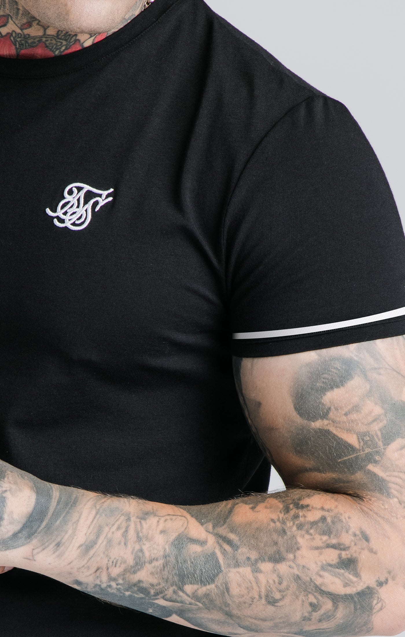 Black Cuffed T-Shirt - Image 2