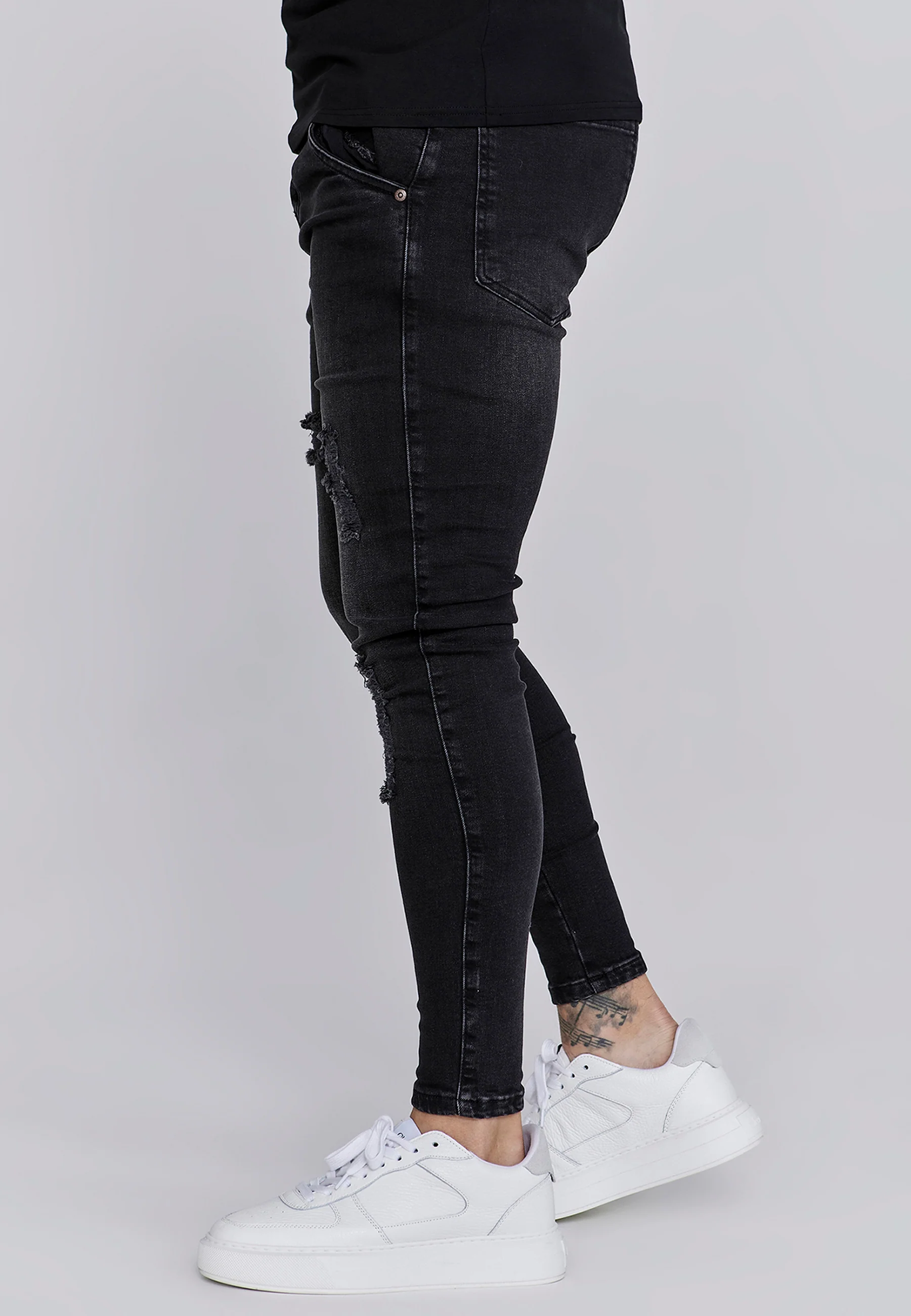 Black Washed Essential Distressed Skinny Jean - Image 3
