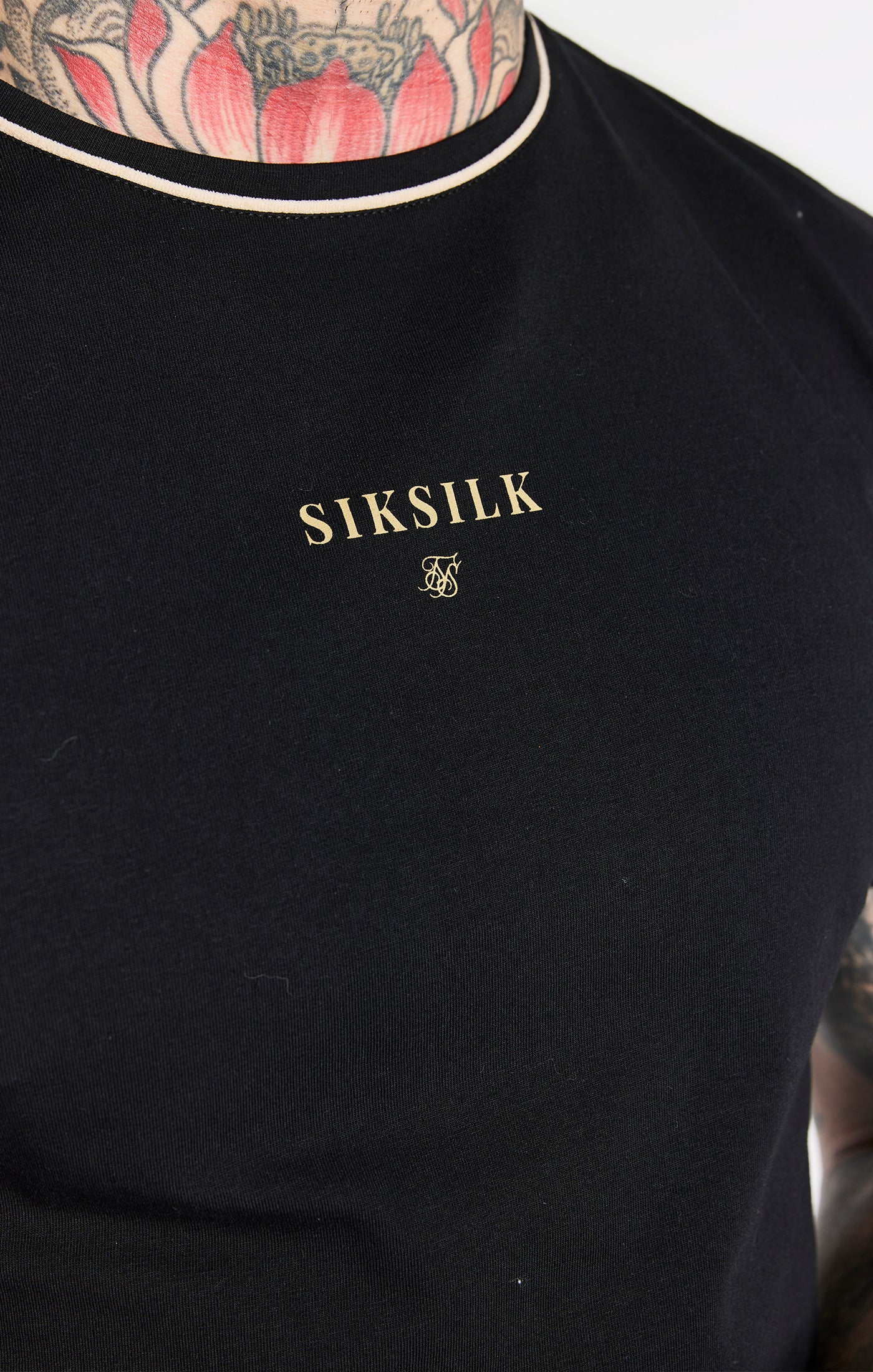 Black Retro Elastic Cuff T-Shirt - Image 2
