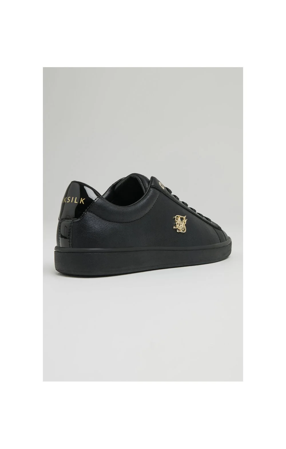 Black Low-Top Casual Trainer With Metal Logo - Image 3