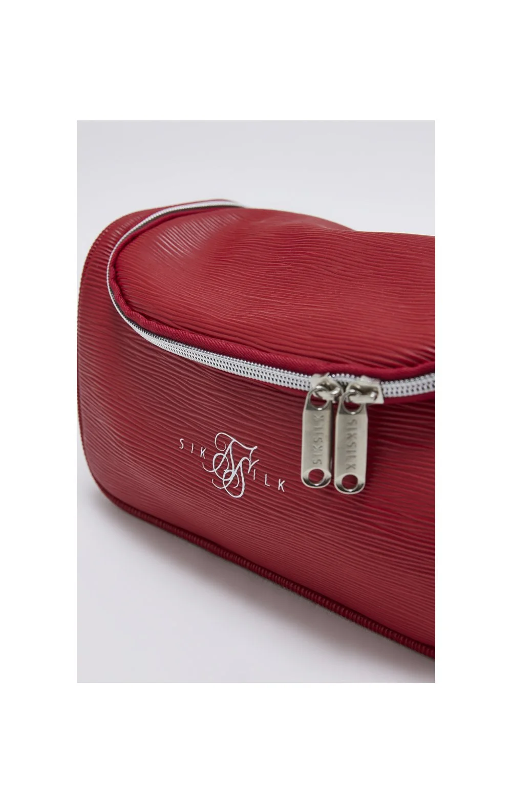 SikSilk Elite Wash Bag - Red - Image 2