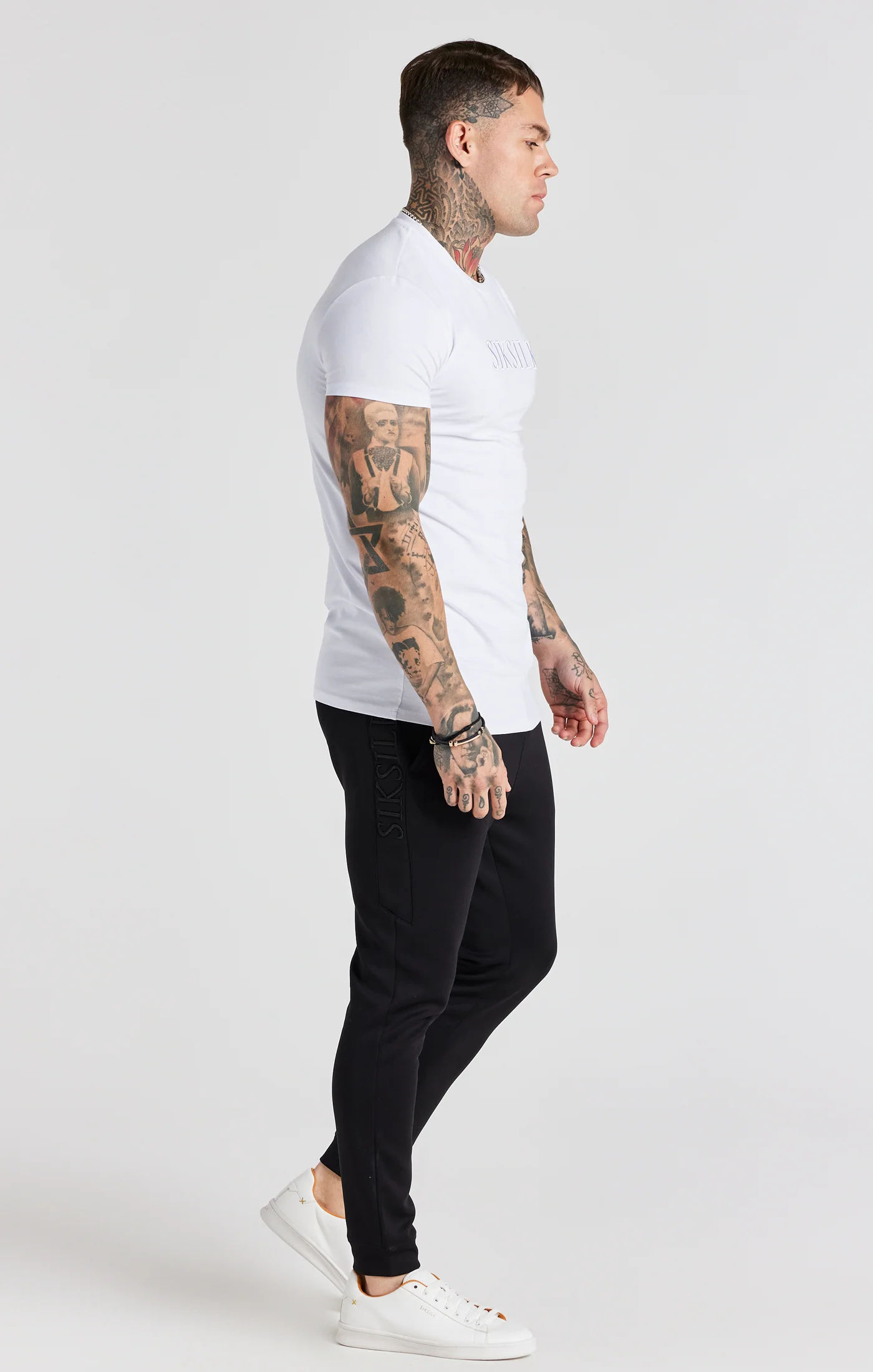 White Embroidered Muscle Fit T-Shirt - Image 4